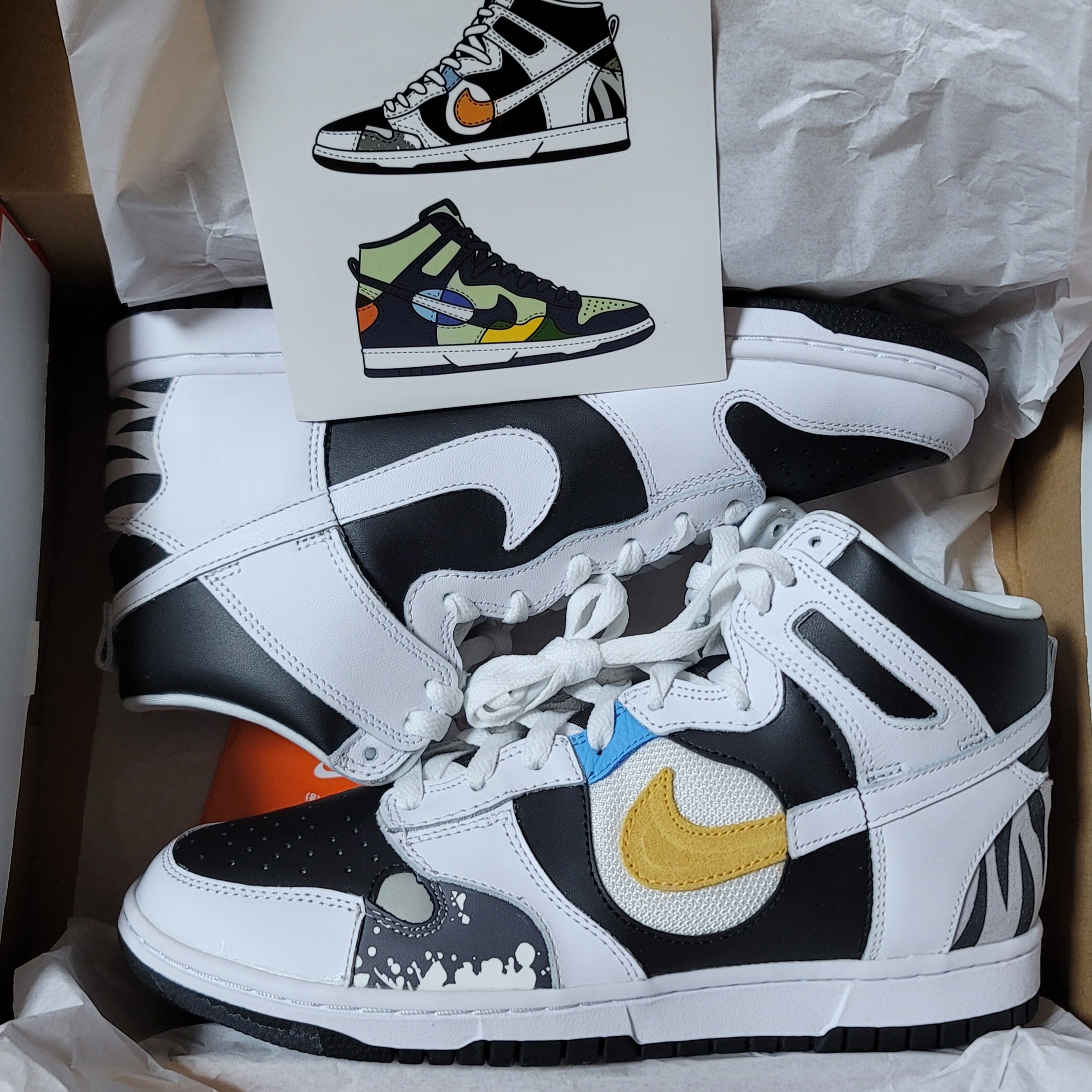 (W) Nike Dunk High LX White and Black 착용 스타일 - 4