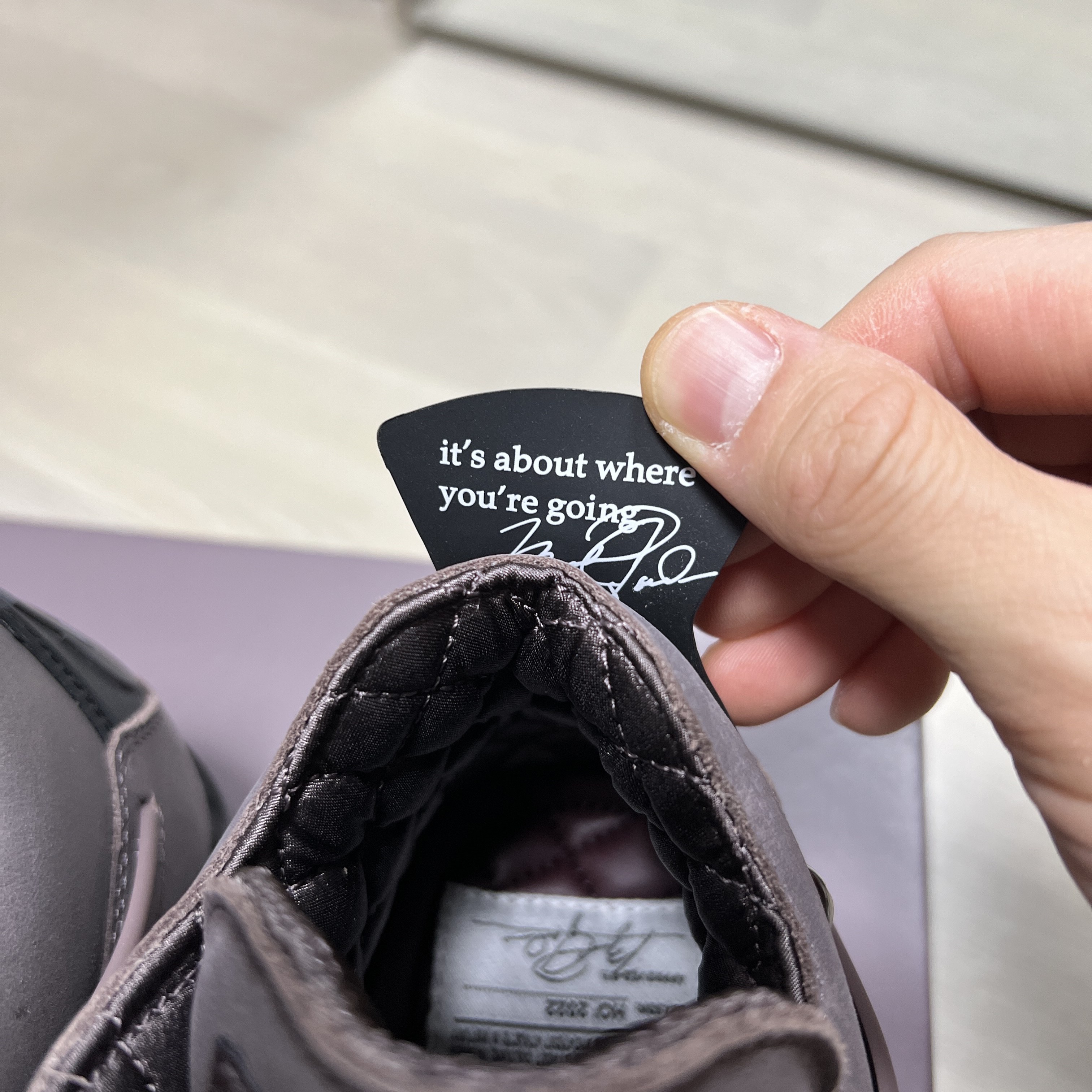 Jordan 4 x A Ma Maniere Retro Violet Ore 착용 스타일 - 2