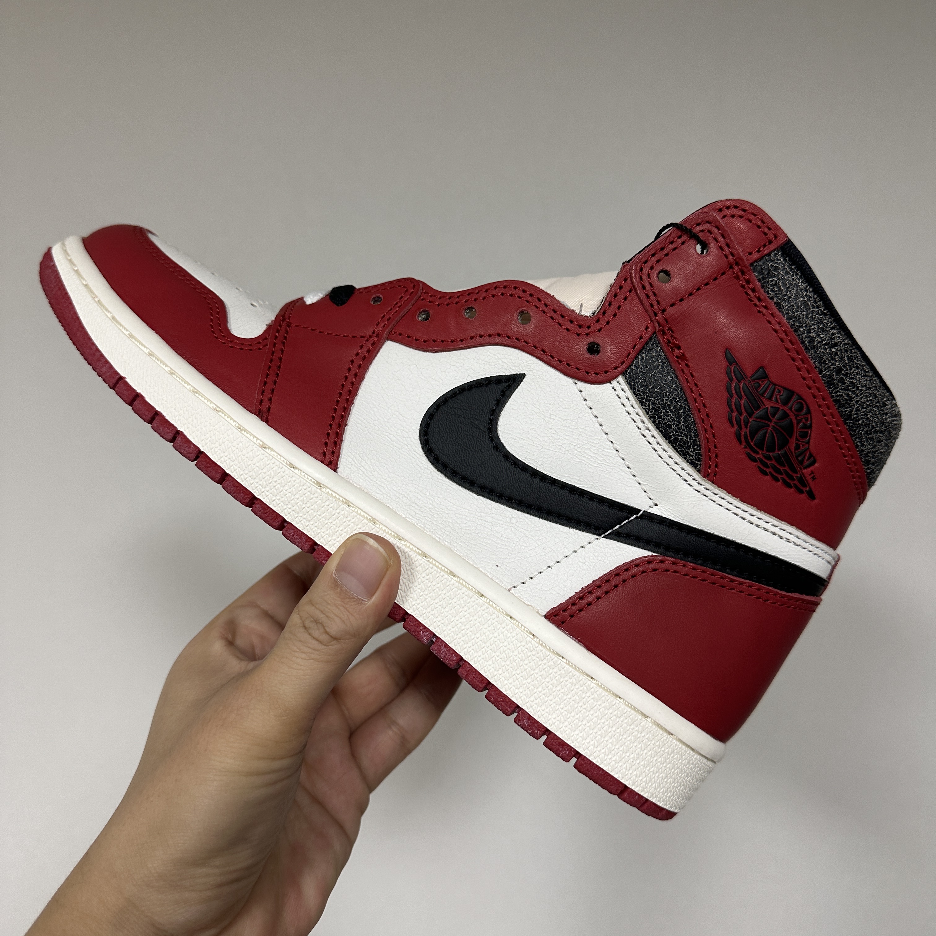 Jordan 1 Retro High OG Chicago 2022 착용 스타일 - 1