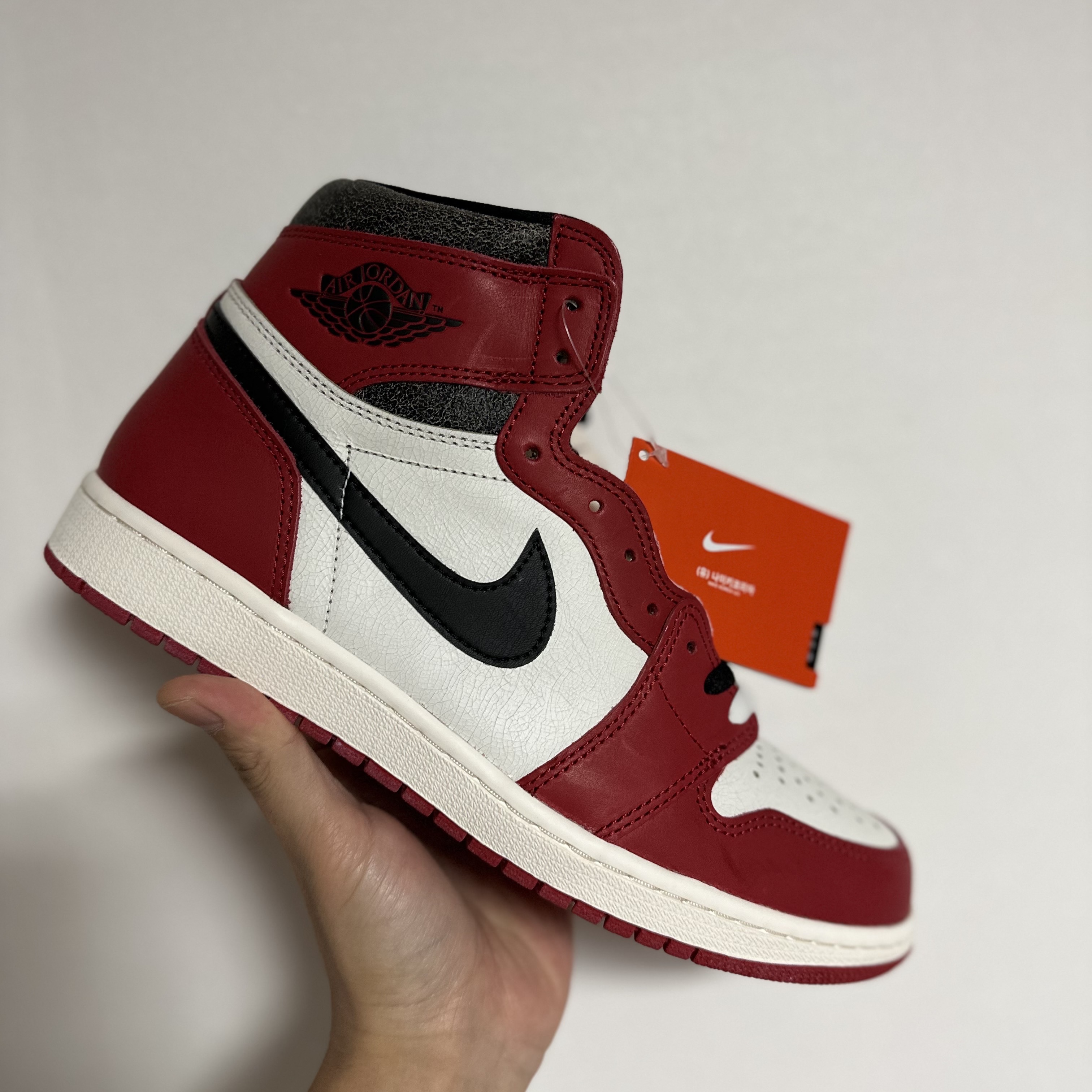 Jordan 1 Retro High OG Chicago 2022 착용 스타일 - 1