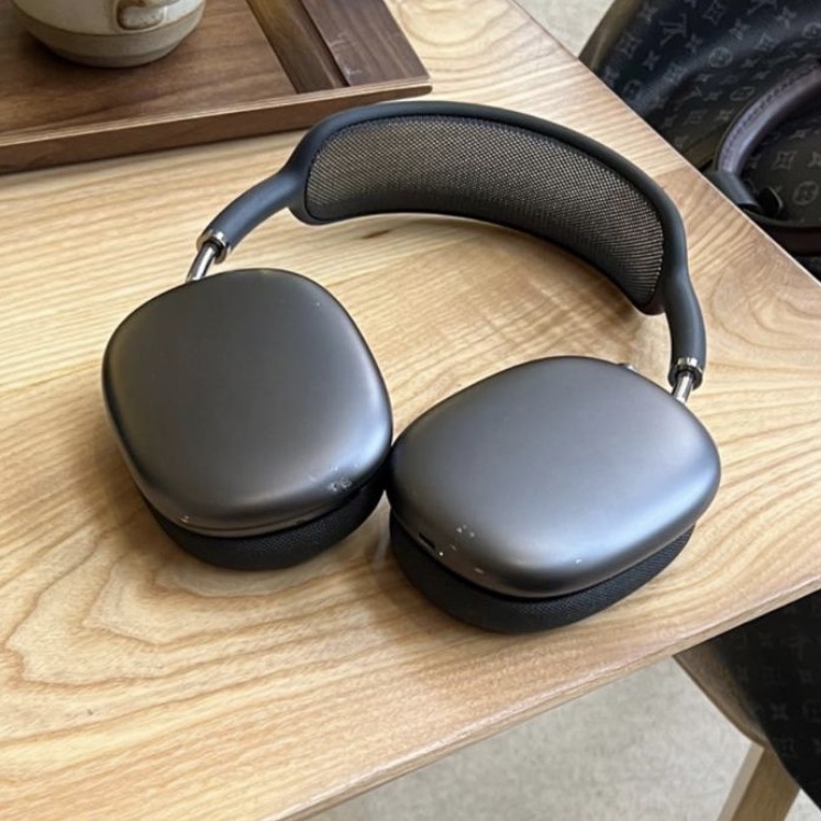 Apple AirPods Max Lightning Space Gray (Korean Ver.) 착용 스타일