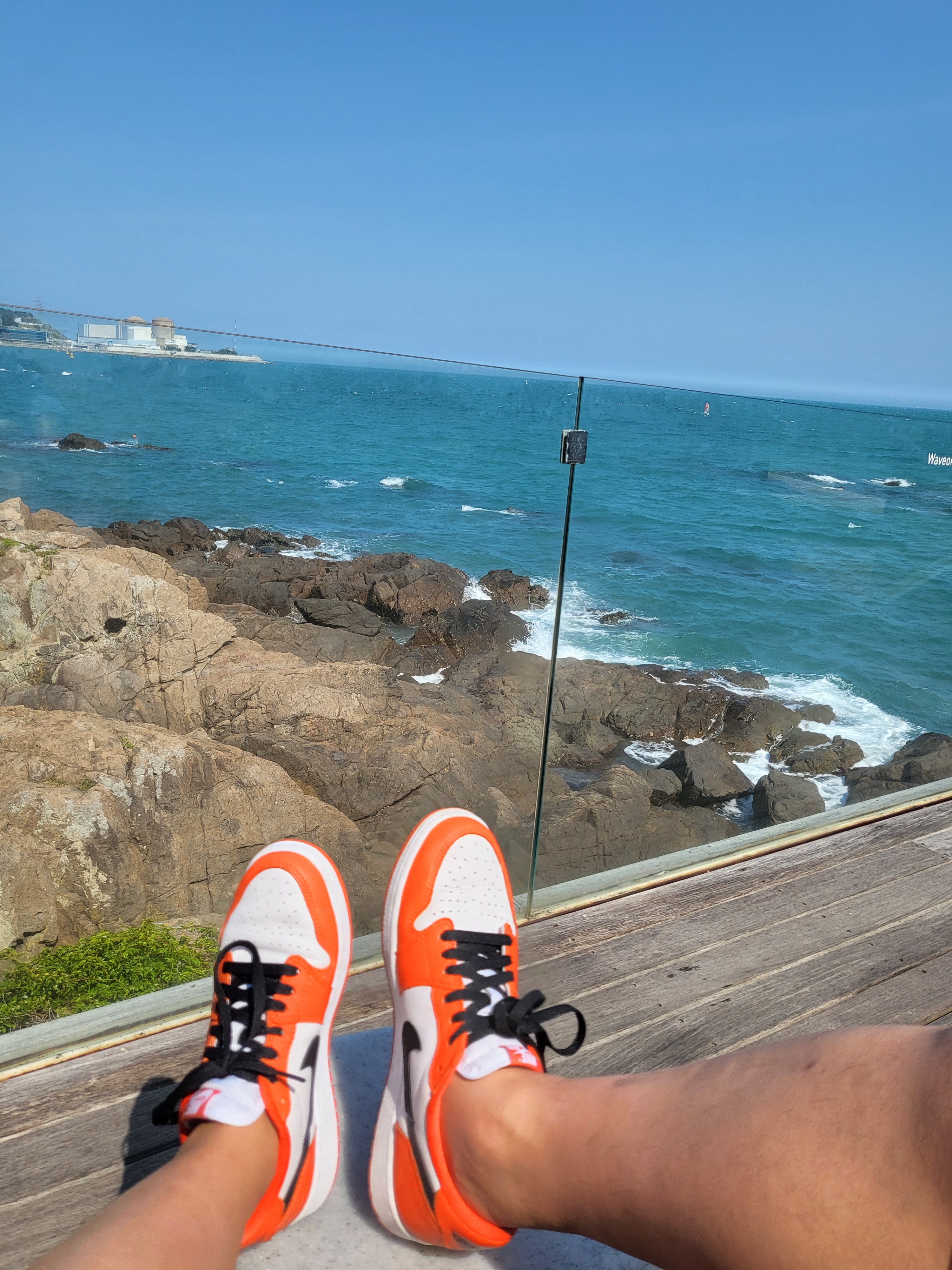 Jordan 1 Low OG Starfish, (GS) Jordan 1 Low OG Starfish 착용 스타일 - 1