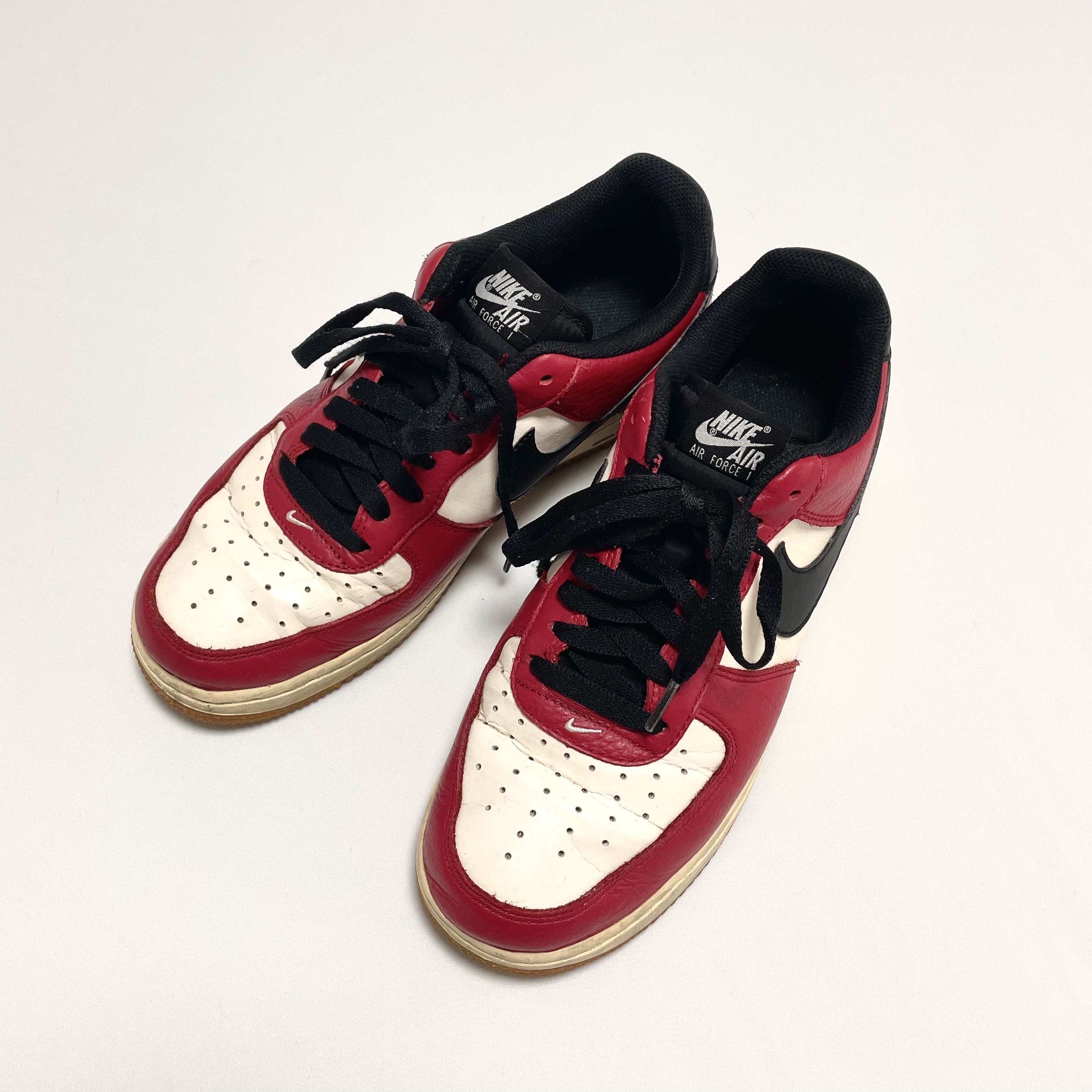 Nike Air Force 1 Low Gym Red 착용 스타일