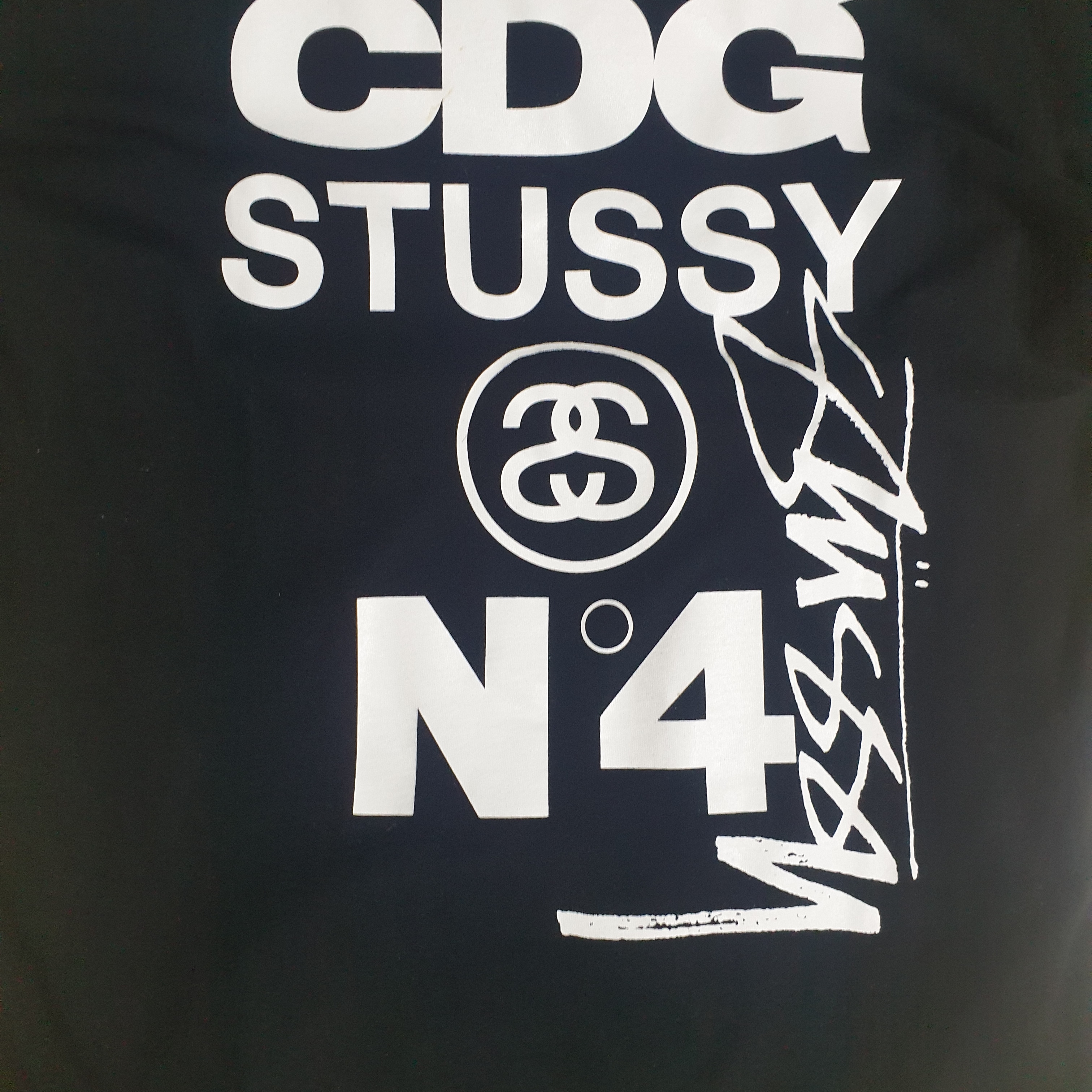 CDG x Stussy T-Shirt Black 착용 스타일