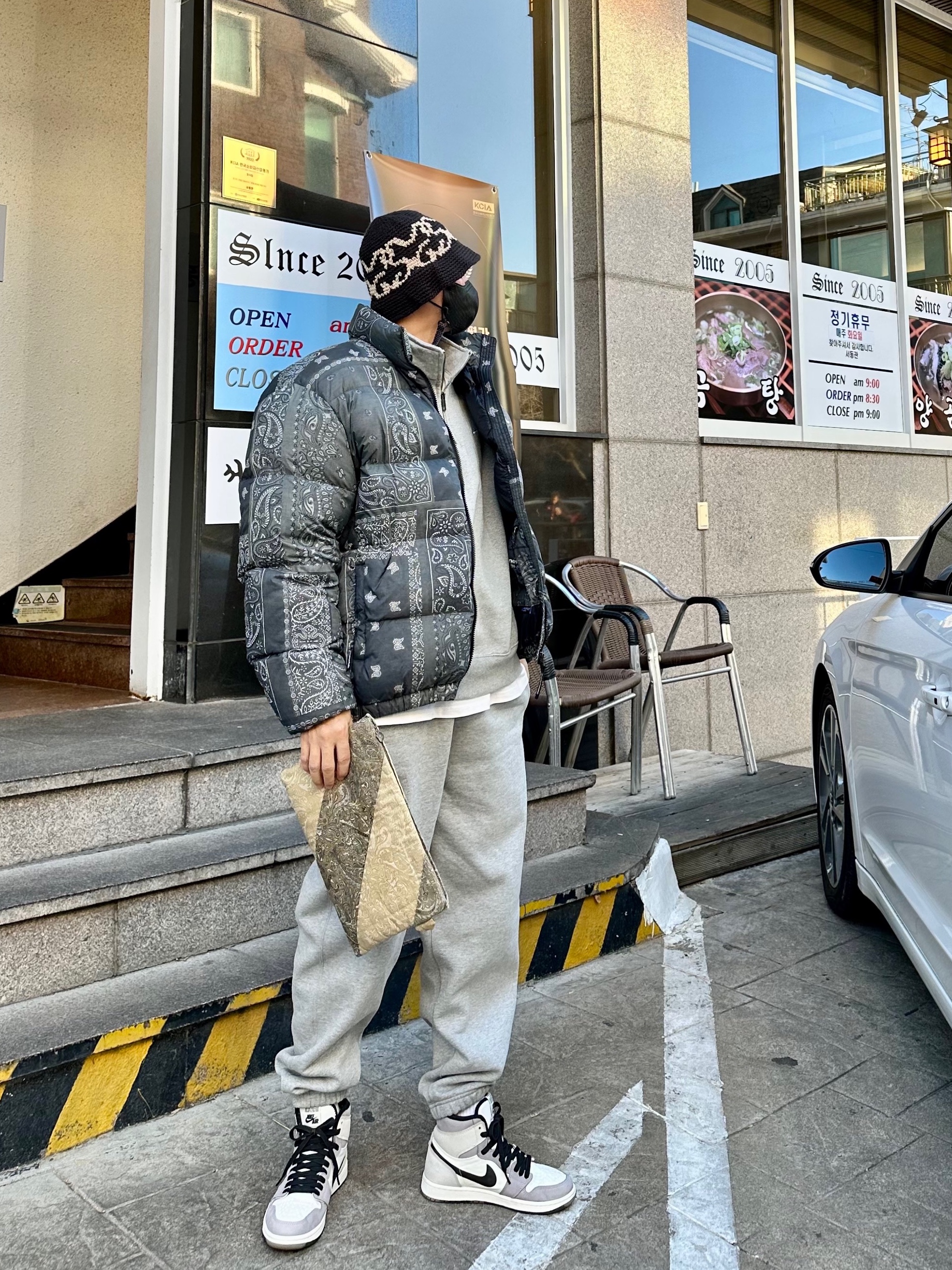 Stussy SS Knit Bucket Hat Black, Nike NRG Solo Swoosh Heavy Weight BB Quarter Zip Top Dark Grey Heather - Asia 착용 스타일