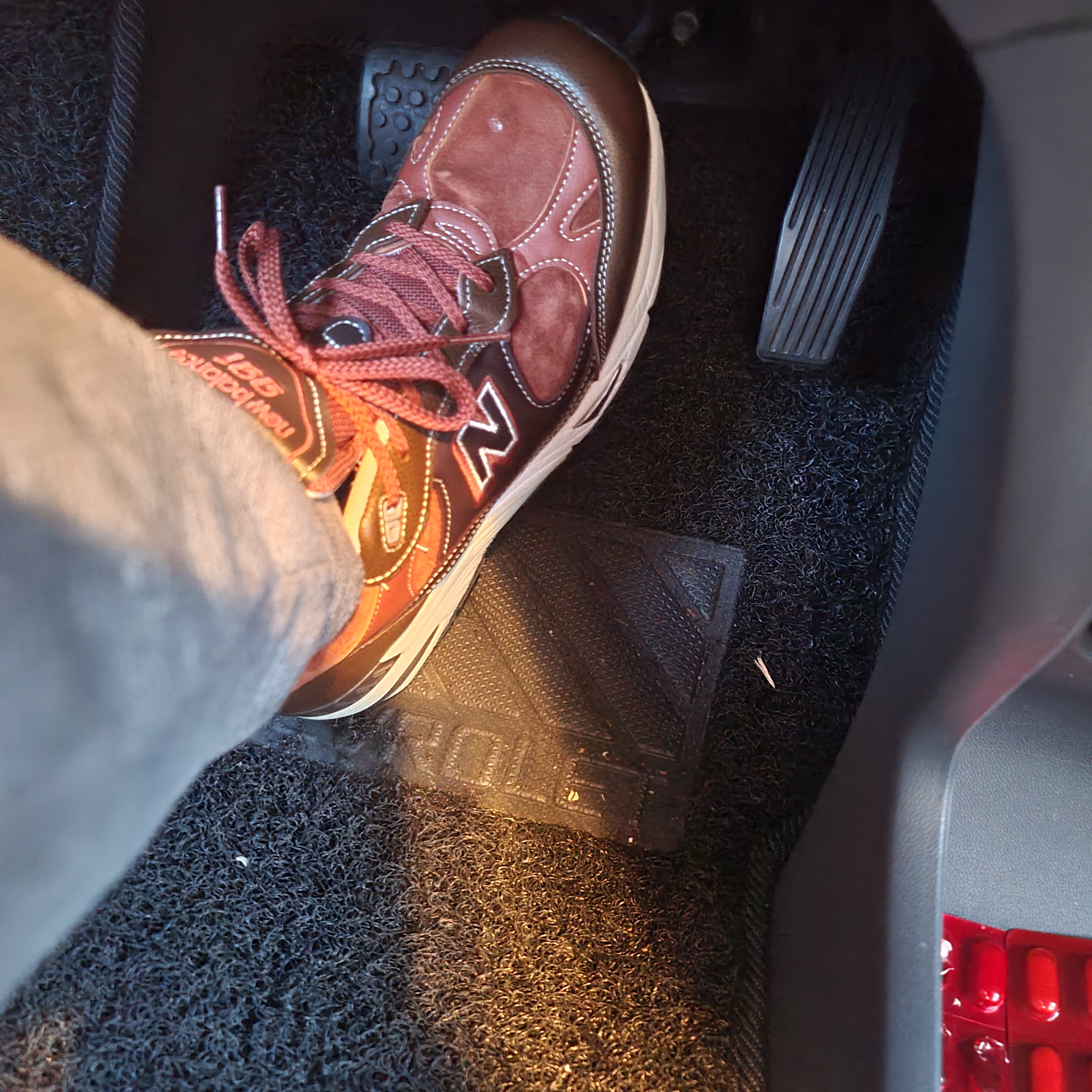 New Balance 991 Made in UK Brown Dark Brown 착용 스타일