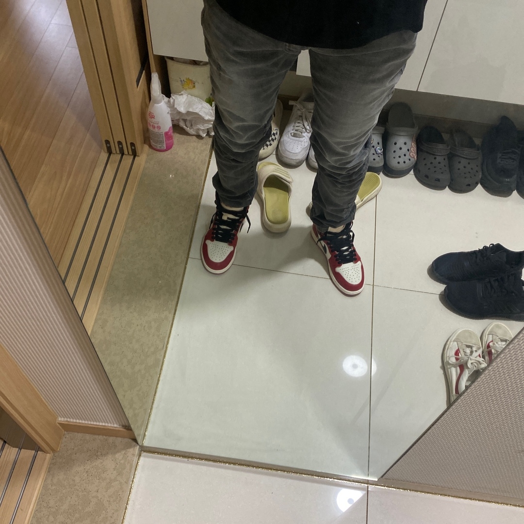 Undermycar Legion.03 Slim Fit Blue Stitch Washed Jeans Washed Gray 착용 스타일 - 2