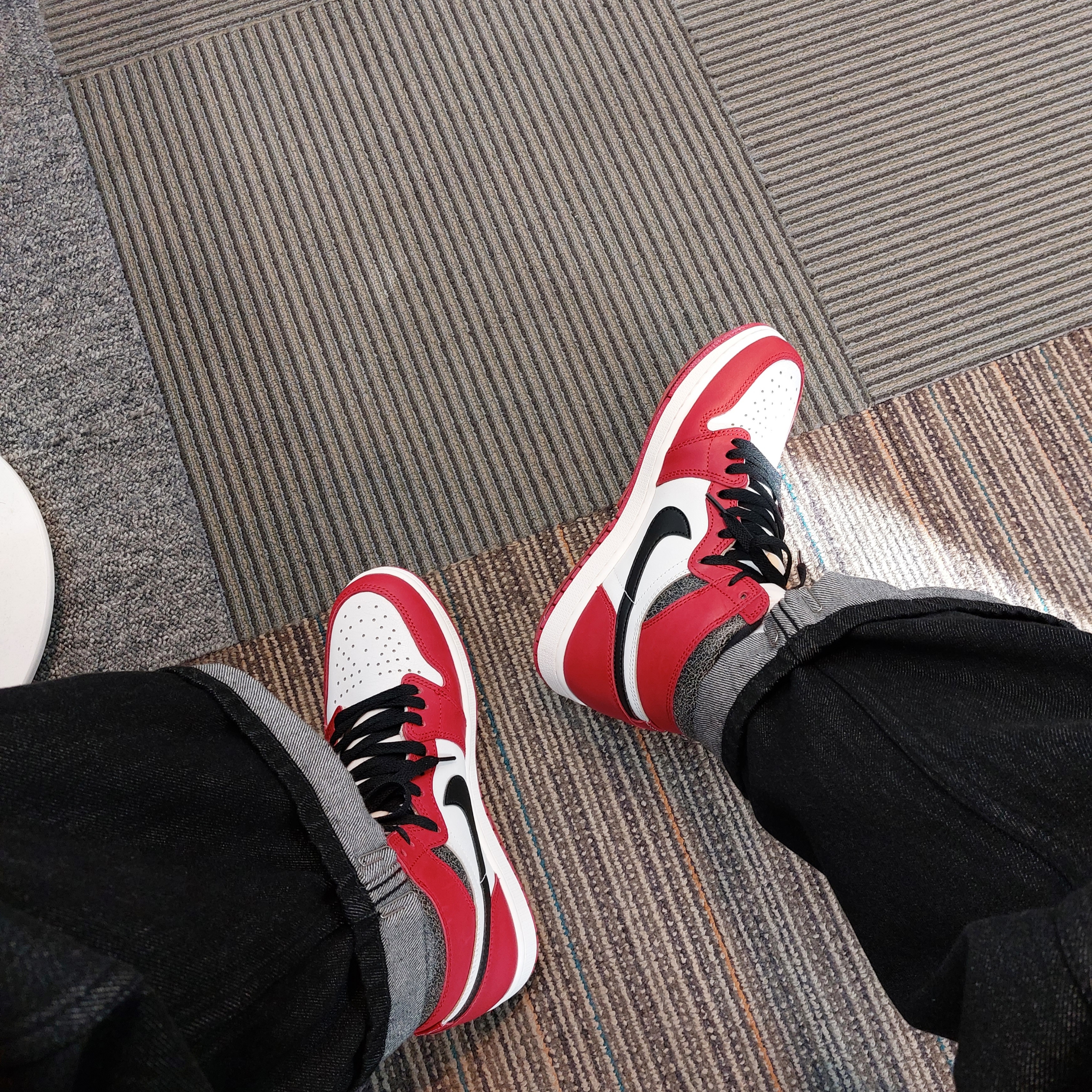 Jordan 1 Retro High OG Chicago 2022 착용 스타일 - 5