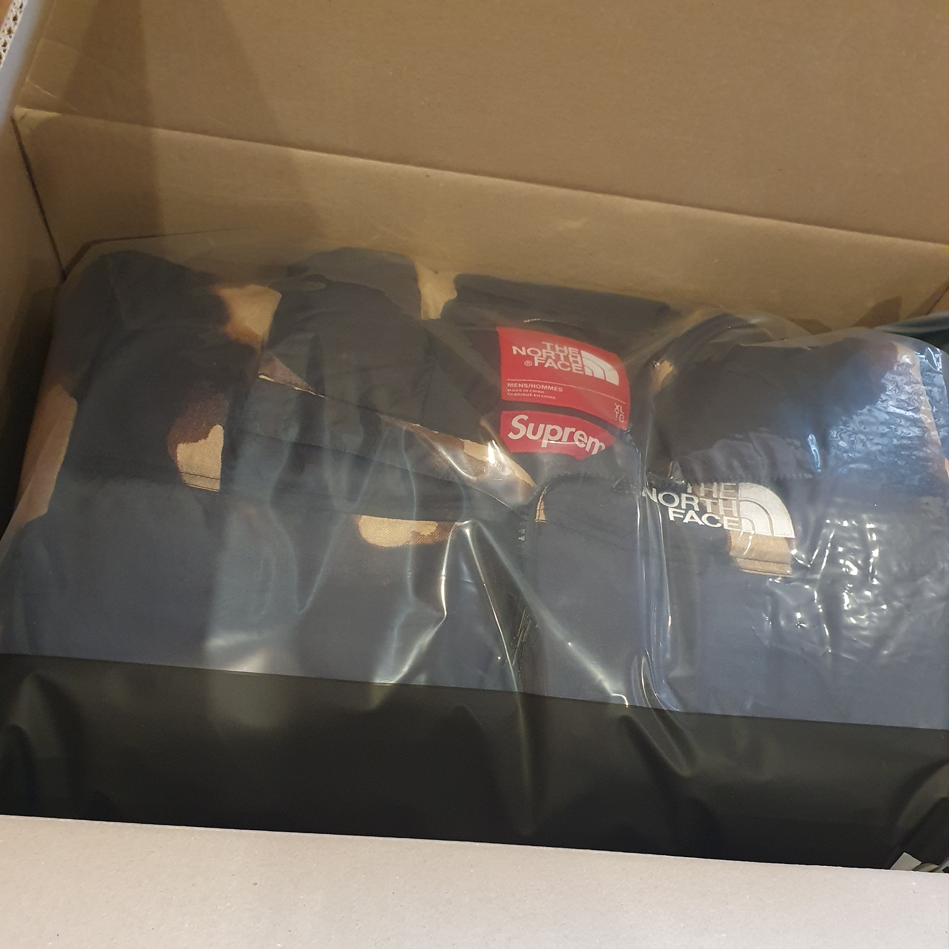 Supreme x The North Face Bleached Denim Print Nuptse Jacket Black - 21FW 착용 스타일