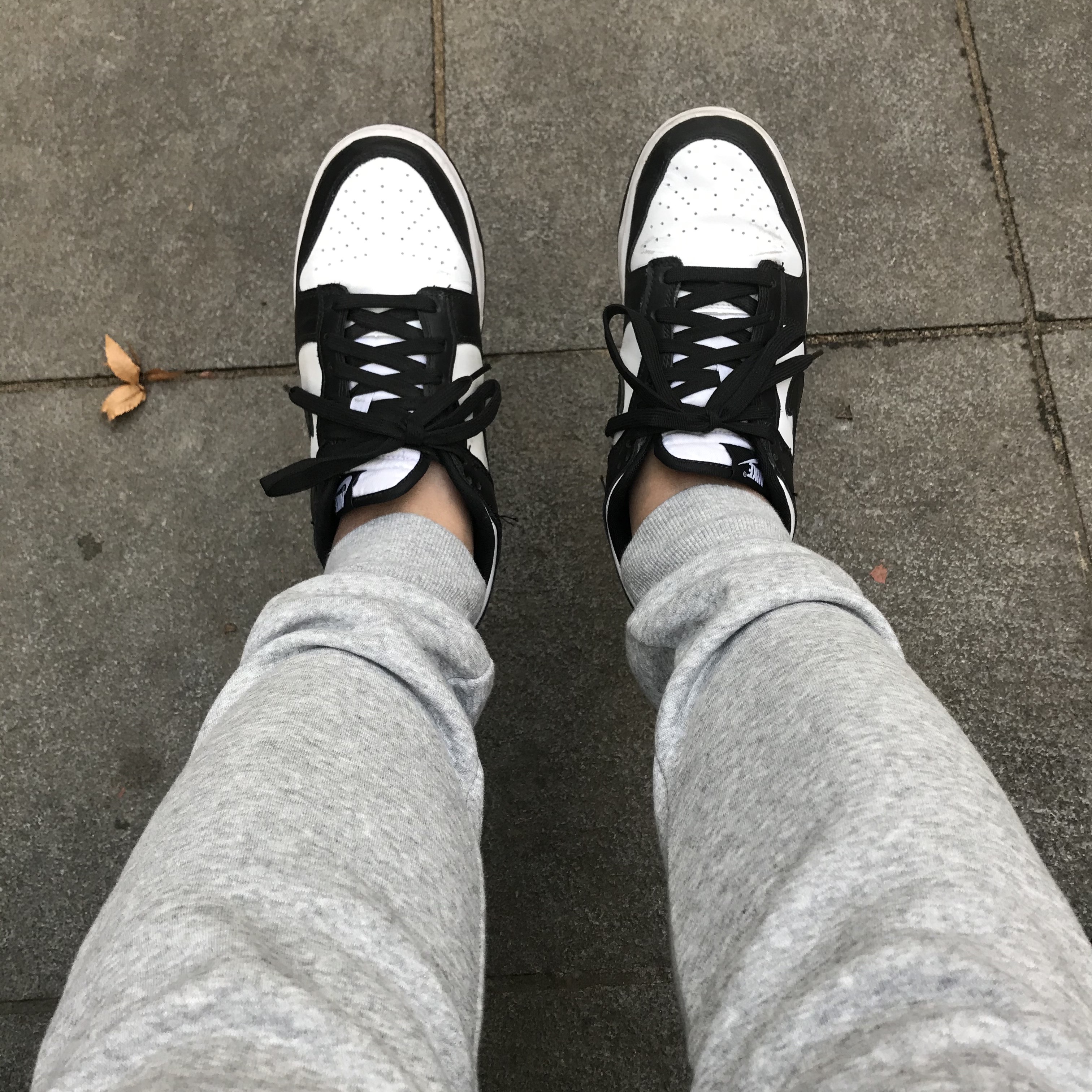 Nike Dunk Low Retro Black 착용 스타일