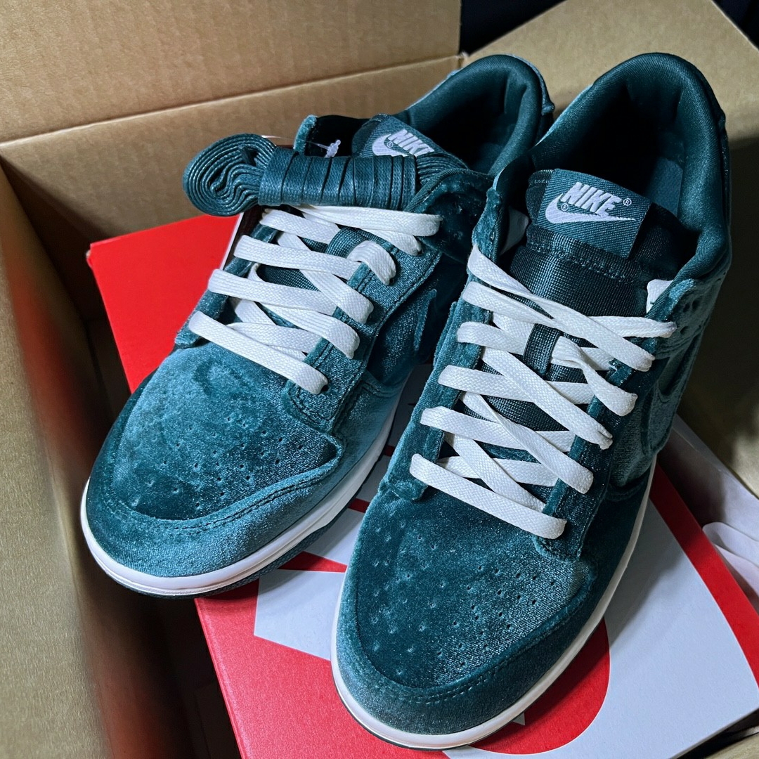(W) Nike Dunk Low Atomic Teal 착용 스타일