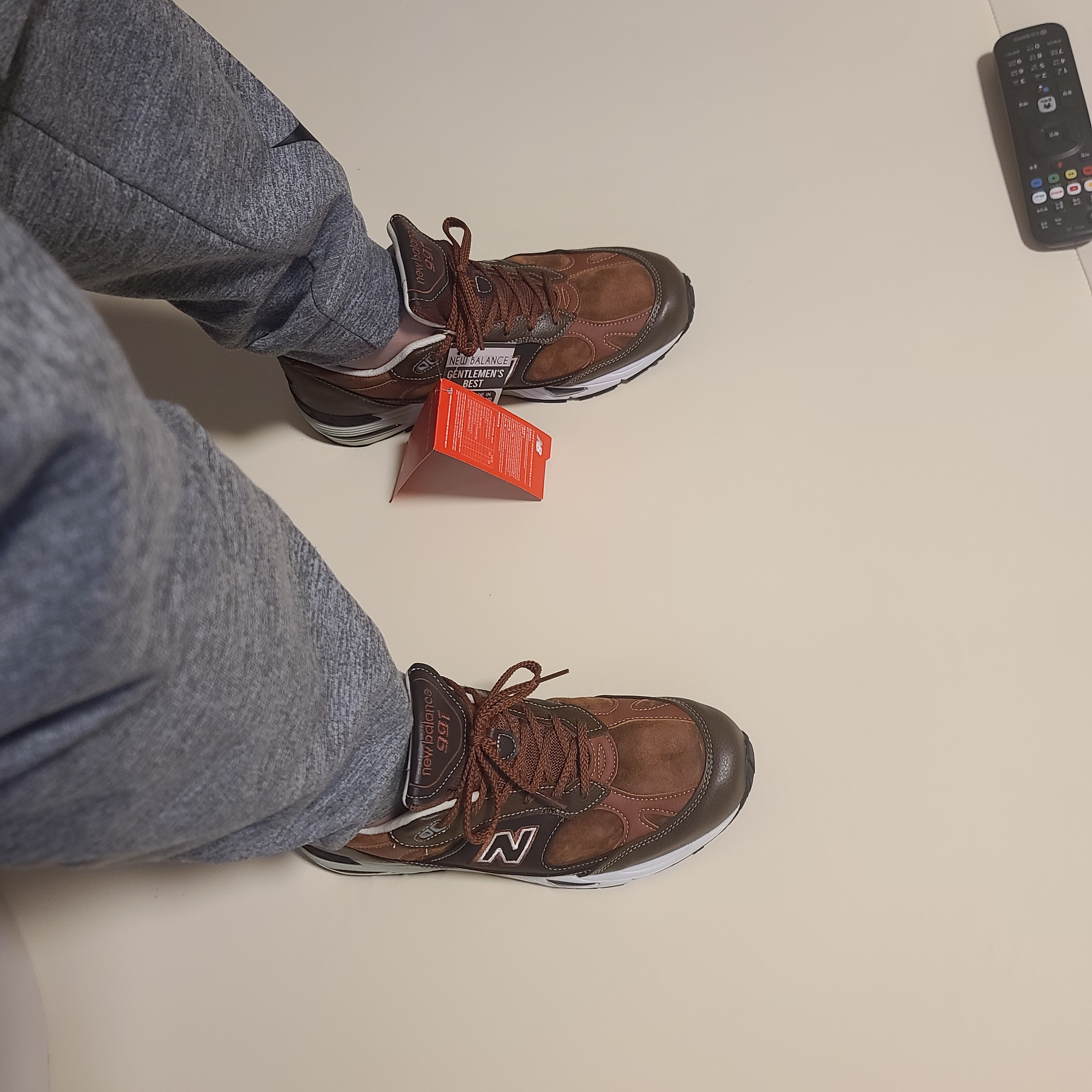 New Balance 991 Made in UK Brown Dark Brown 착용 스타일
