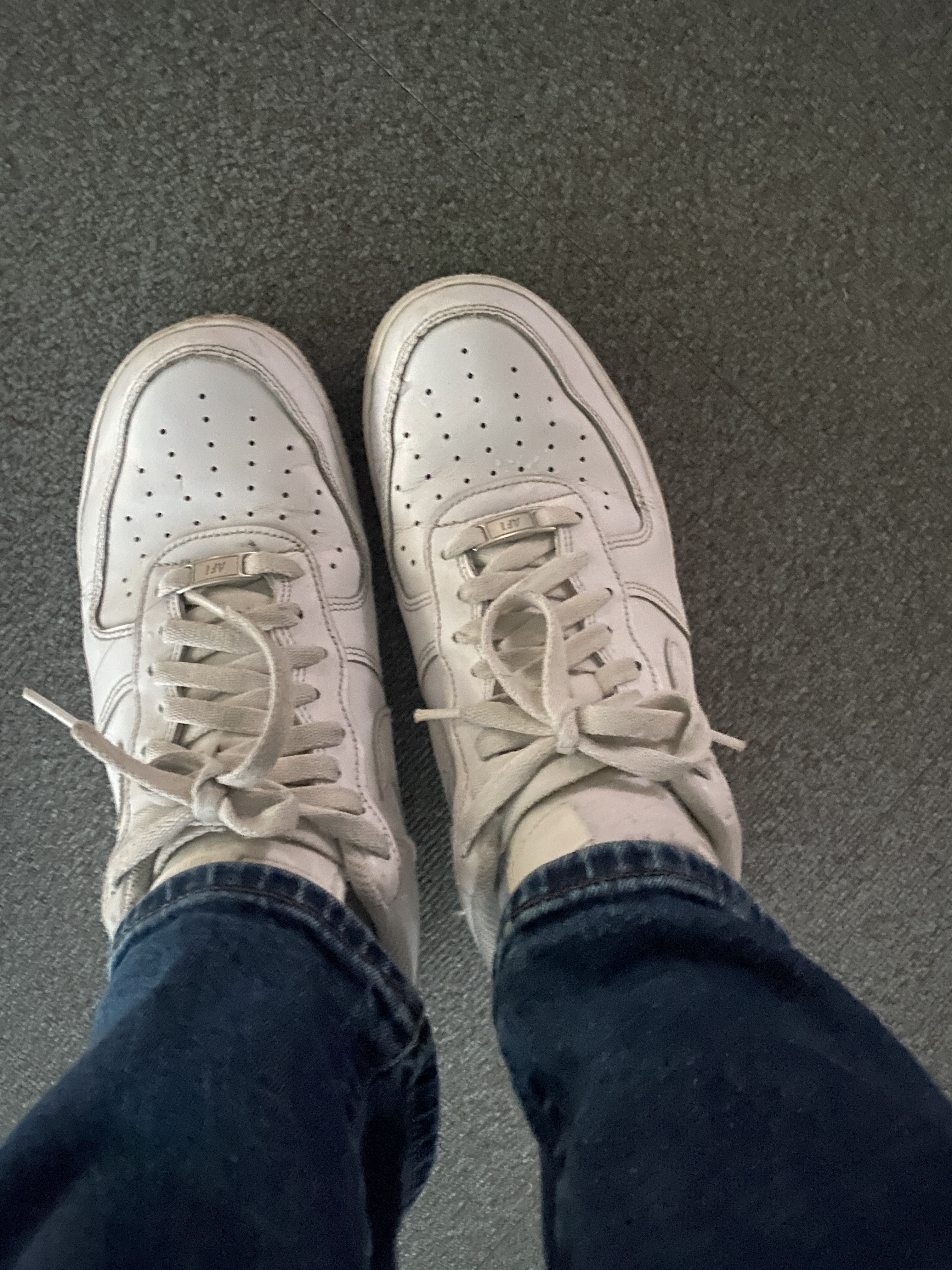 Nike Air Force 1 '07 Low White 착용 스타일