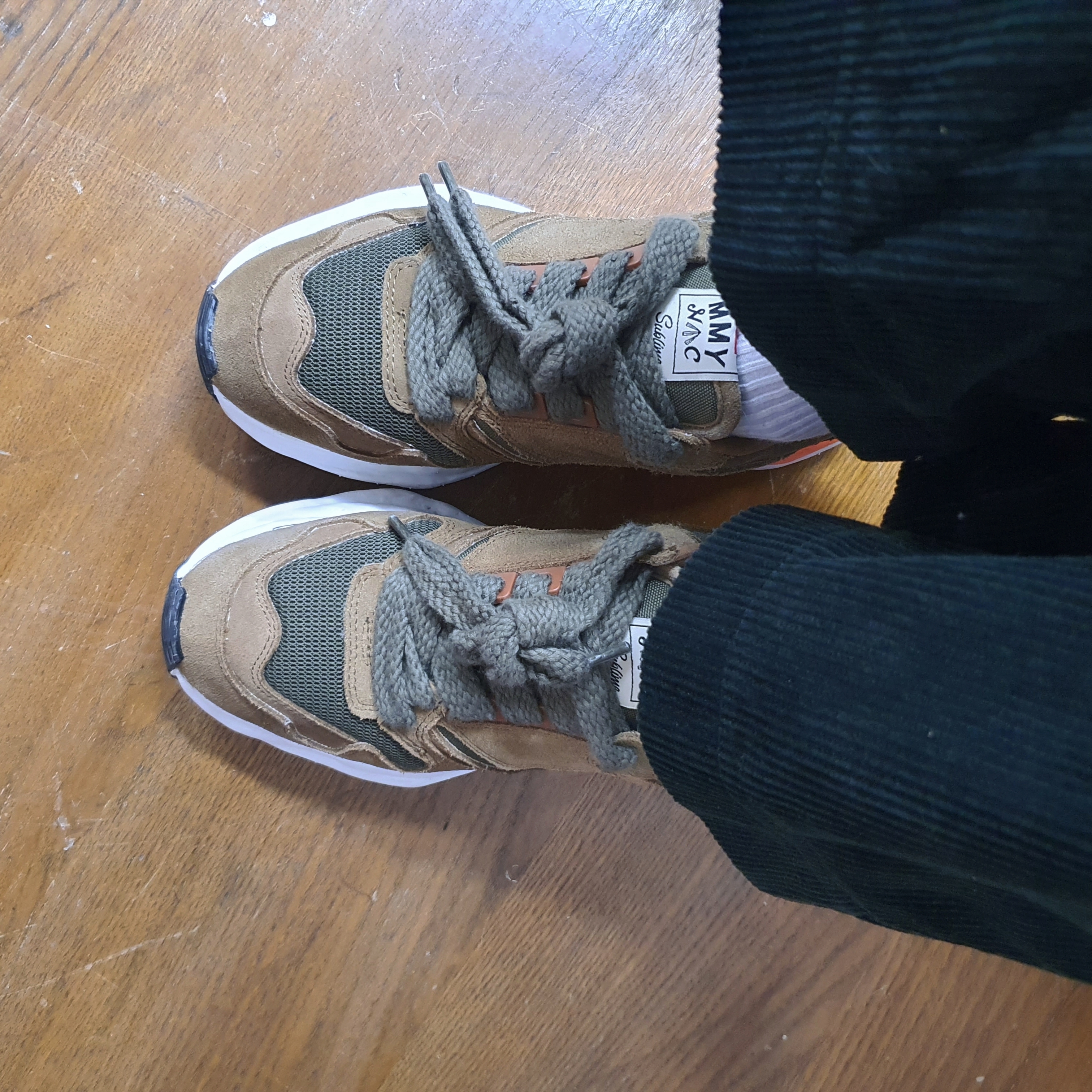 Maison Mihara Yasuhiro x Nigel Cabourn UK Army Sneakers Khaki Brown 착용 스타일 - 5