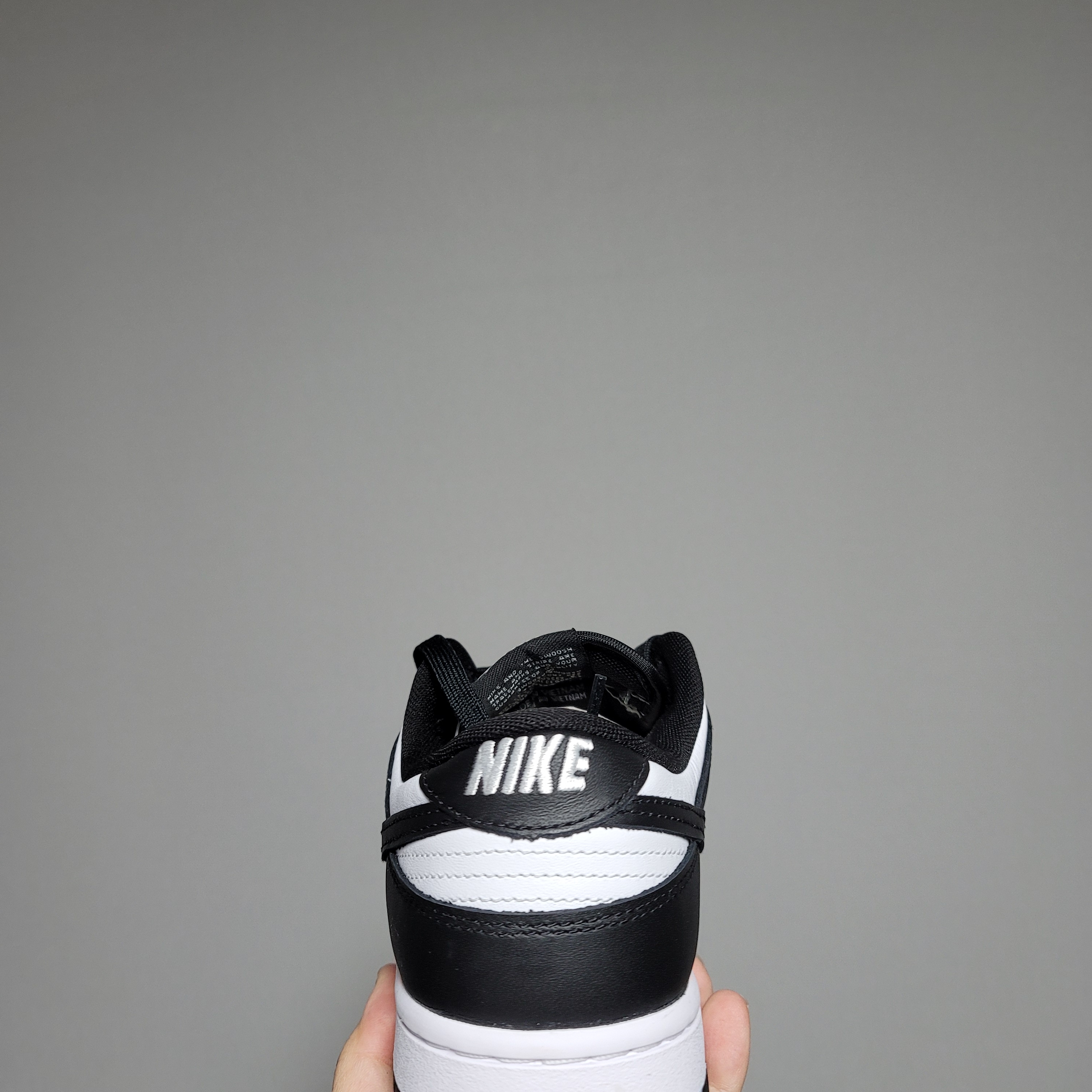 Nike Dunk Low Retro Black 착용 스타일 - 3