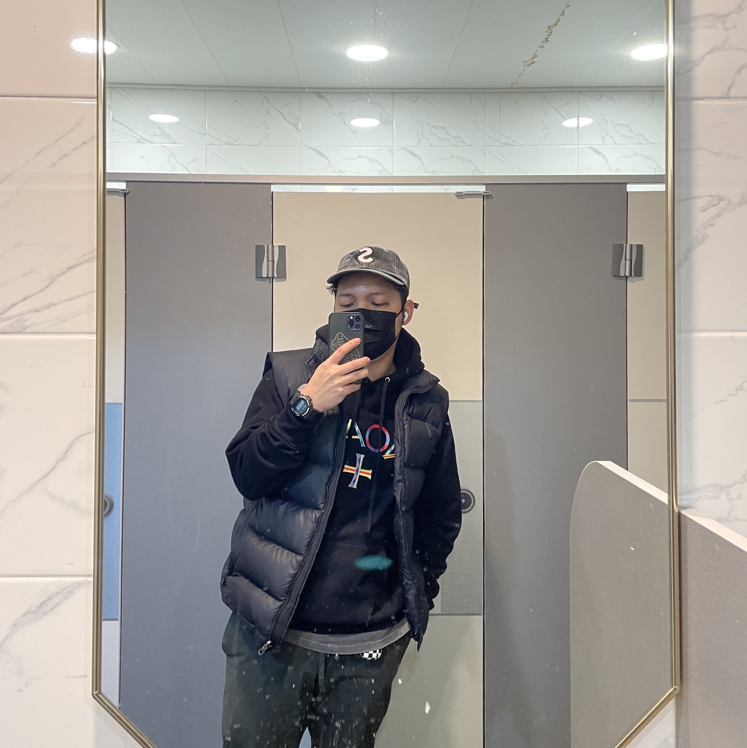 Supreme Pigment Print S Logo 6-Panel Black - 22FW 착용 스타일 - 2