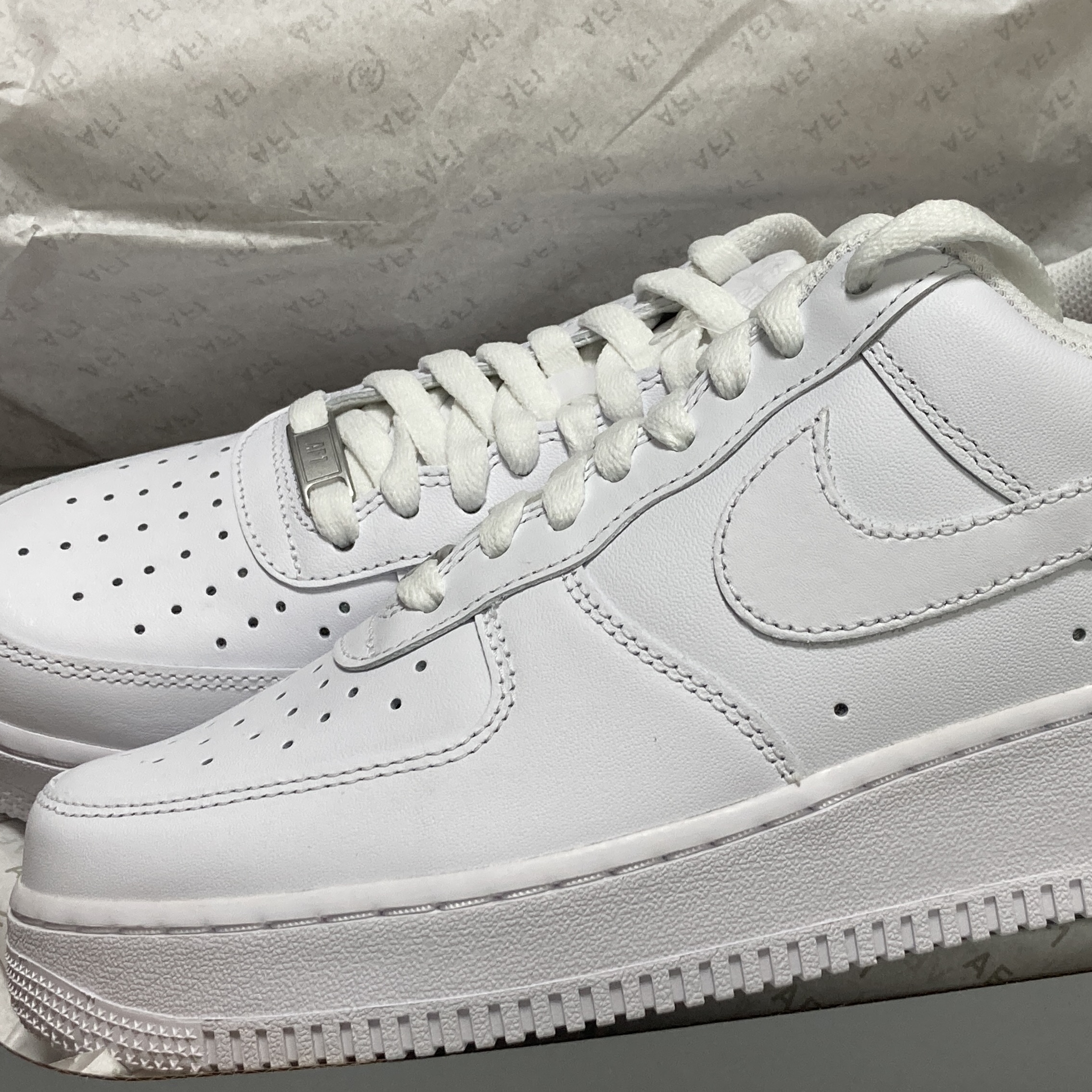 Nike Air Force 1 '07 Low White 착용 스타일