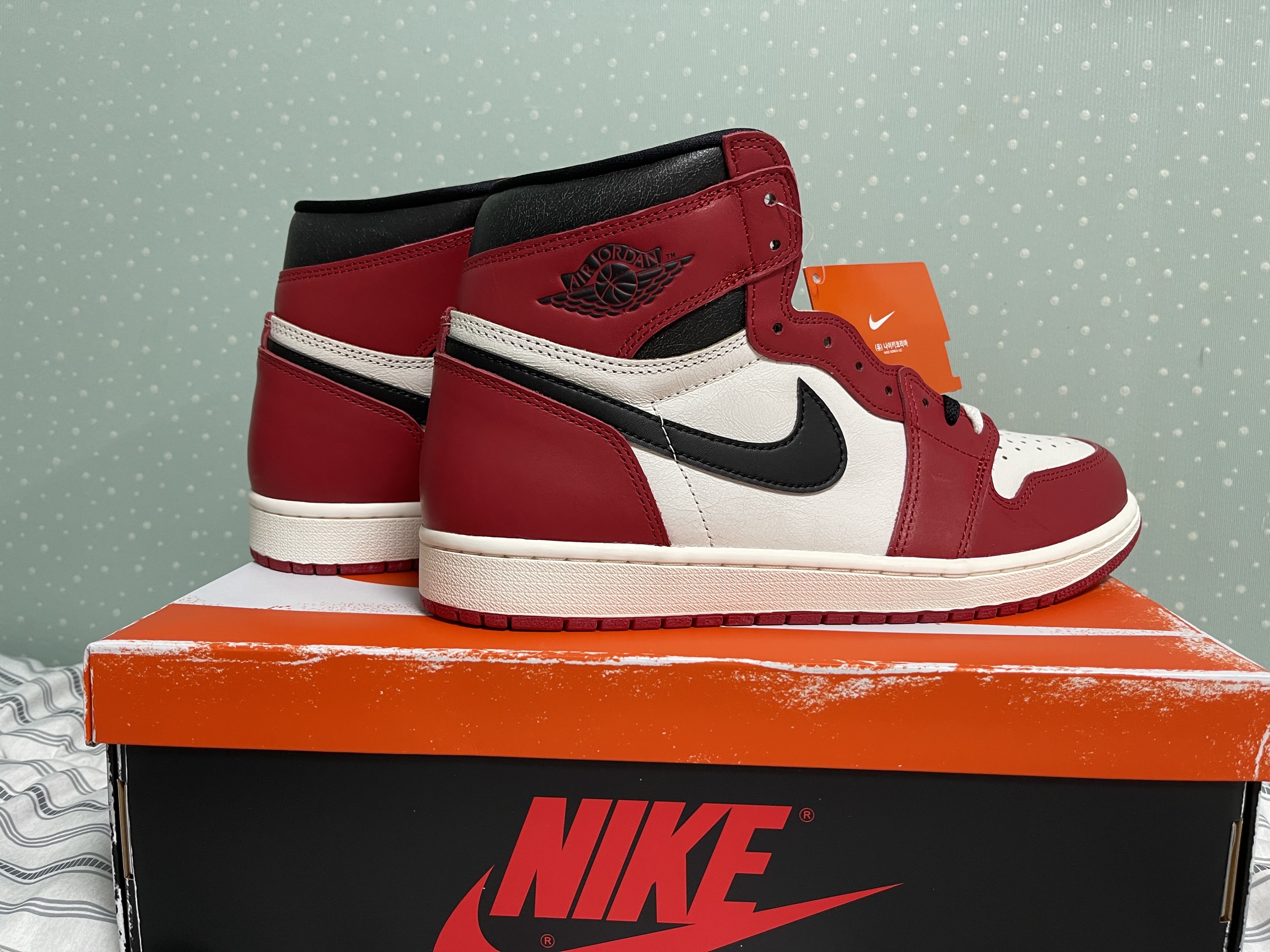Jordan 1 Retro High OG Chicago 2022 착용 스타일 - 1
