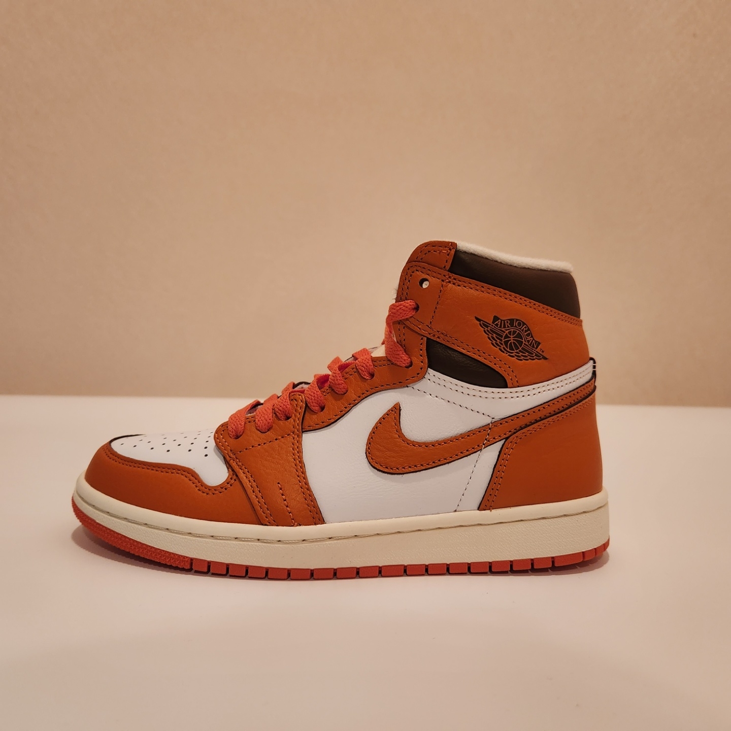 (W) Jordan 1 Retro High OG Starfish 착용 스타일 - 3