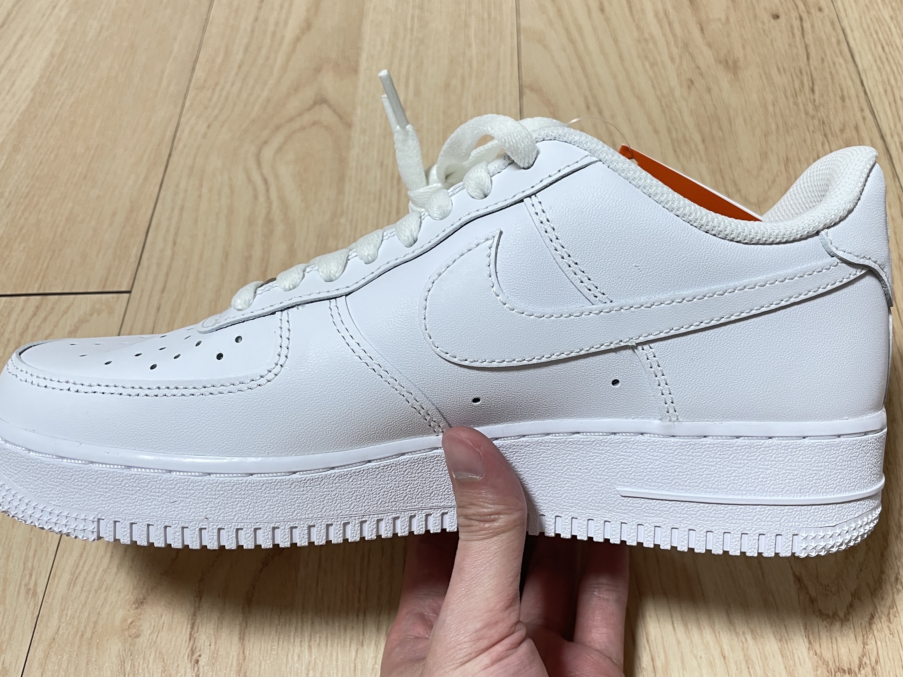 Nike Air Force 1 '07 Low White 착용 스타일 - 2