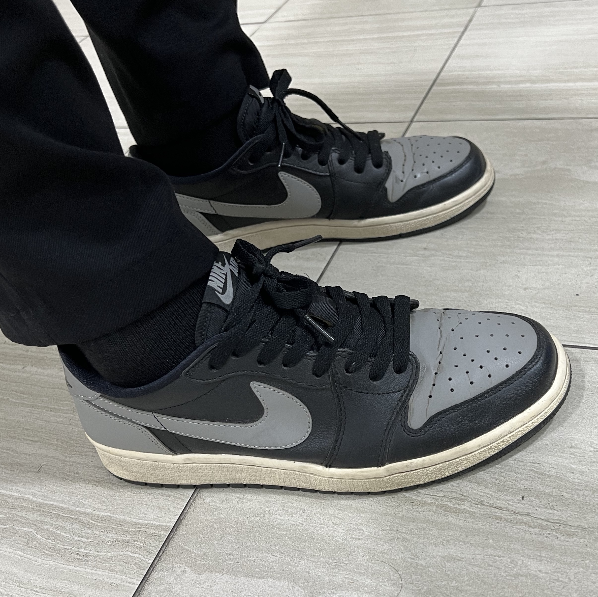 Jordan 1 Retro Low OG Shadow 2015 착용 스타일 - 1