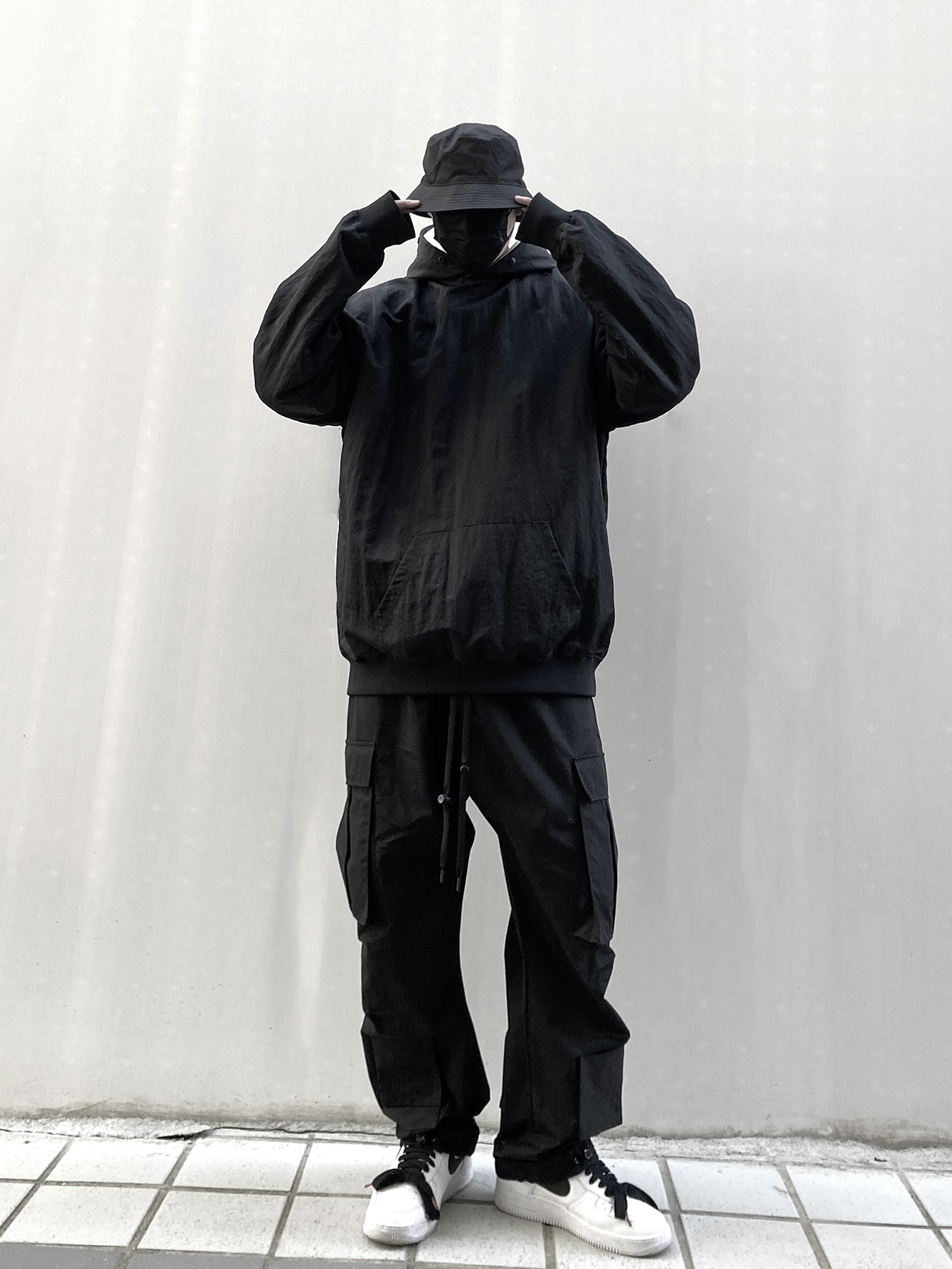 Nike Air Force 1 '07 White Black, Nike NRG Solo Swoosh Fleece Hoodie Summit White - Asia 착용 스타일 - 1