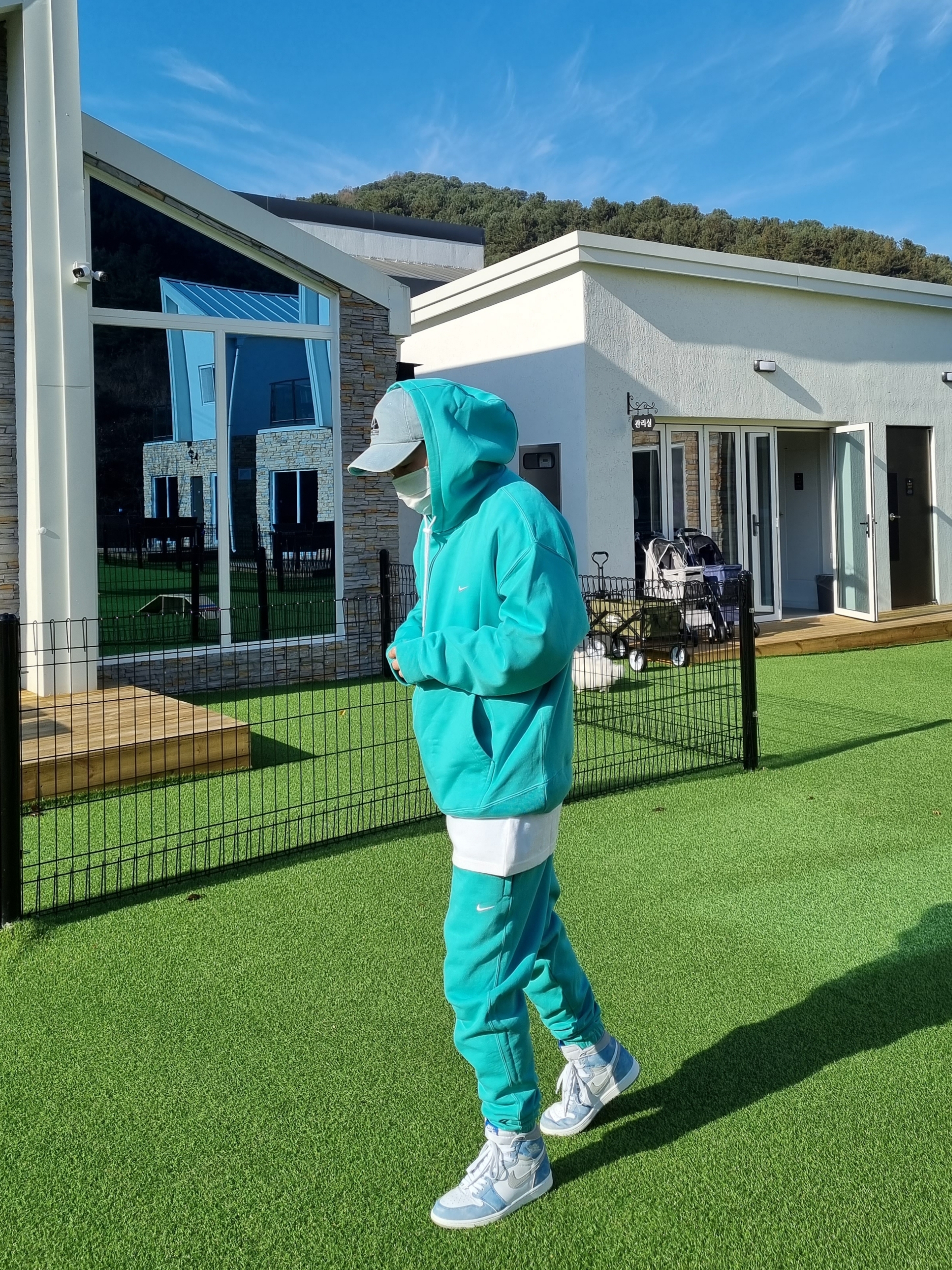 Nike NRG Solo Swoosh Fleece Hoodie Washed Teal - US/EU, Nike NRG Solo Swoosh Fleece Pants Washed Teal - US/EU 착용 스타일