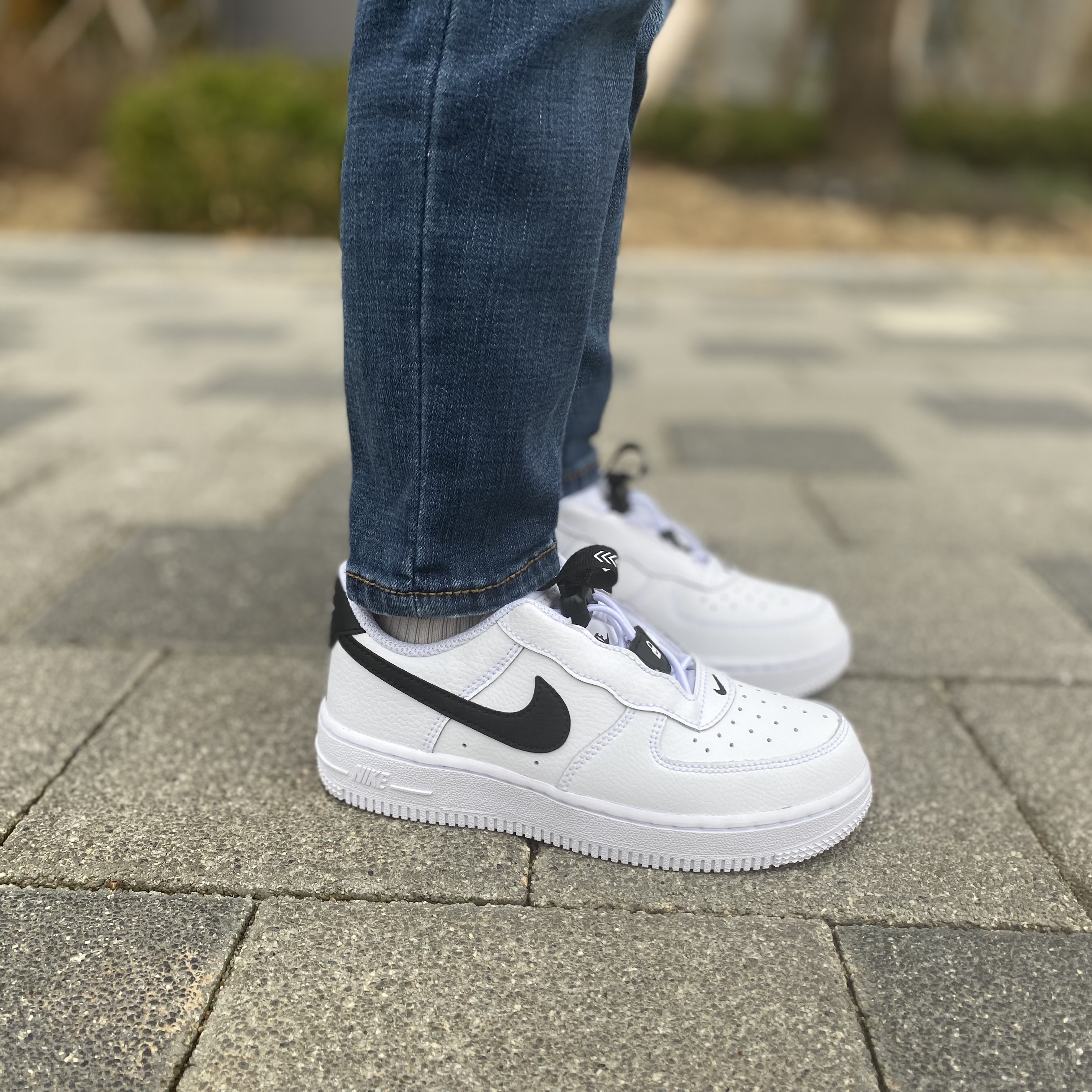 (PS) Nike Force 1 Toggle White Black 착용 스타일 - 3