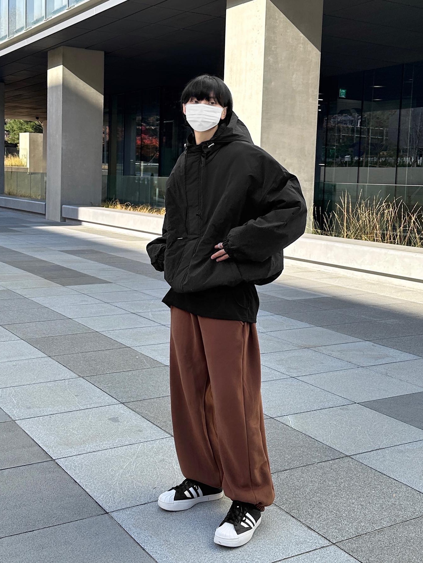 Y-3 Yohji Star Black White 착용 스타일 - 5