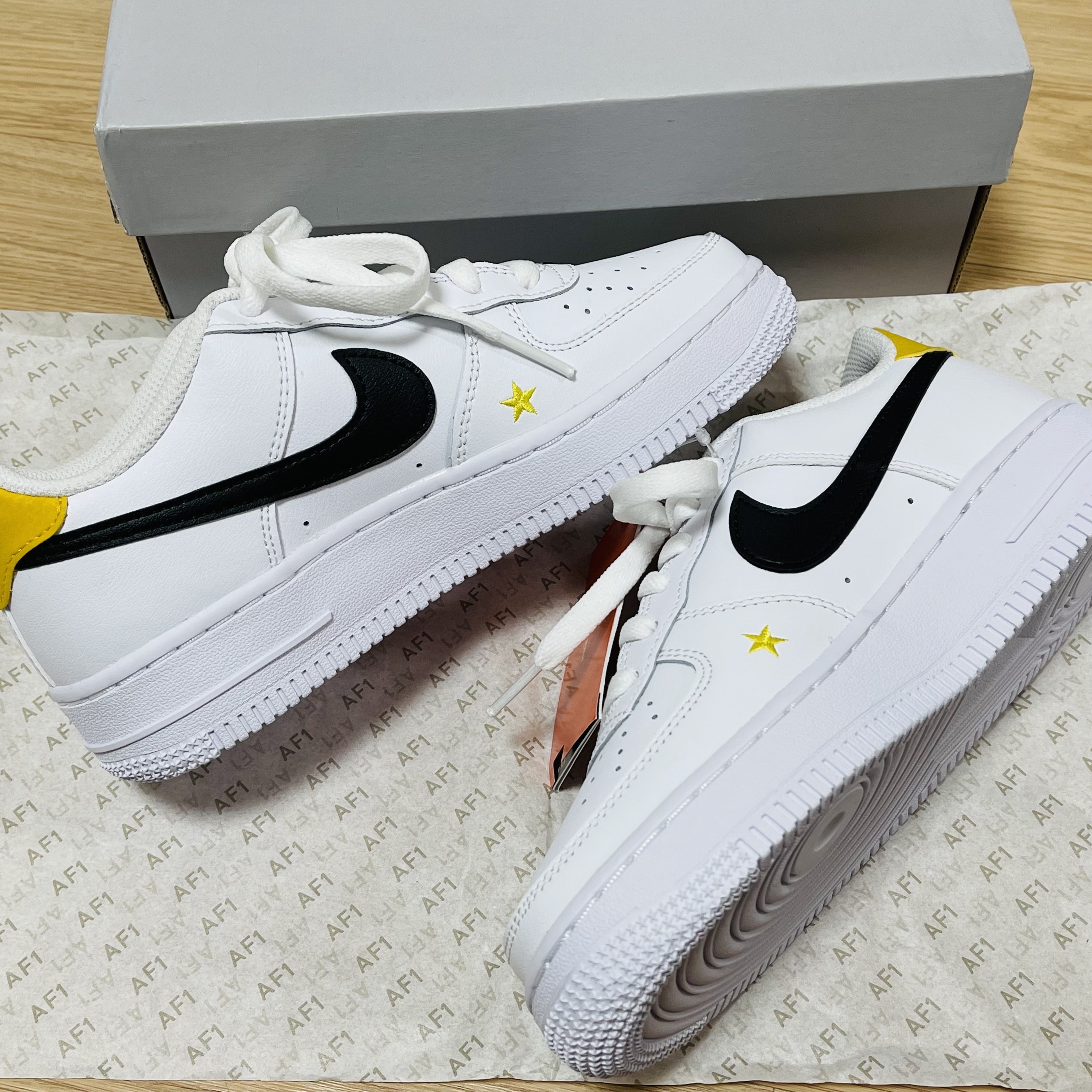 (GS) Nike Air Force 1 LV8 Have a Nike Day 착용 스타일 - 3