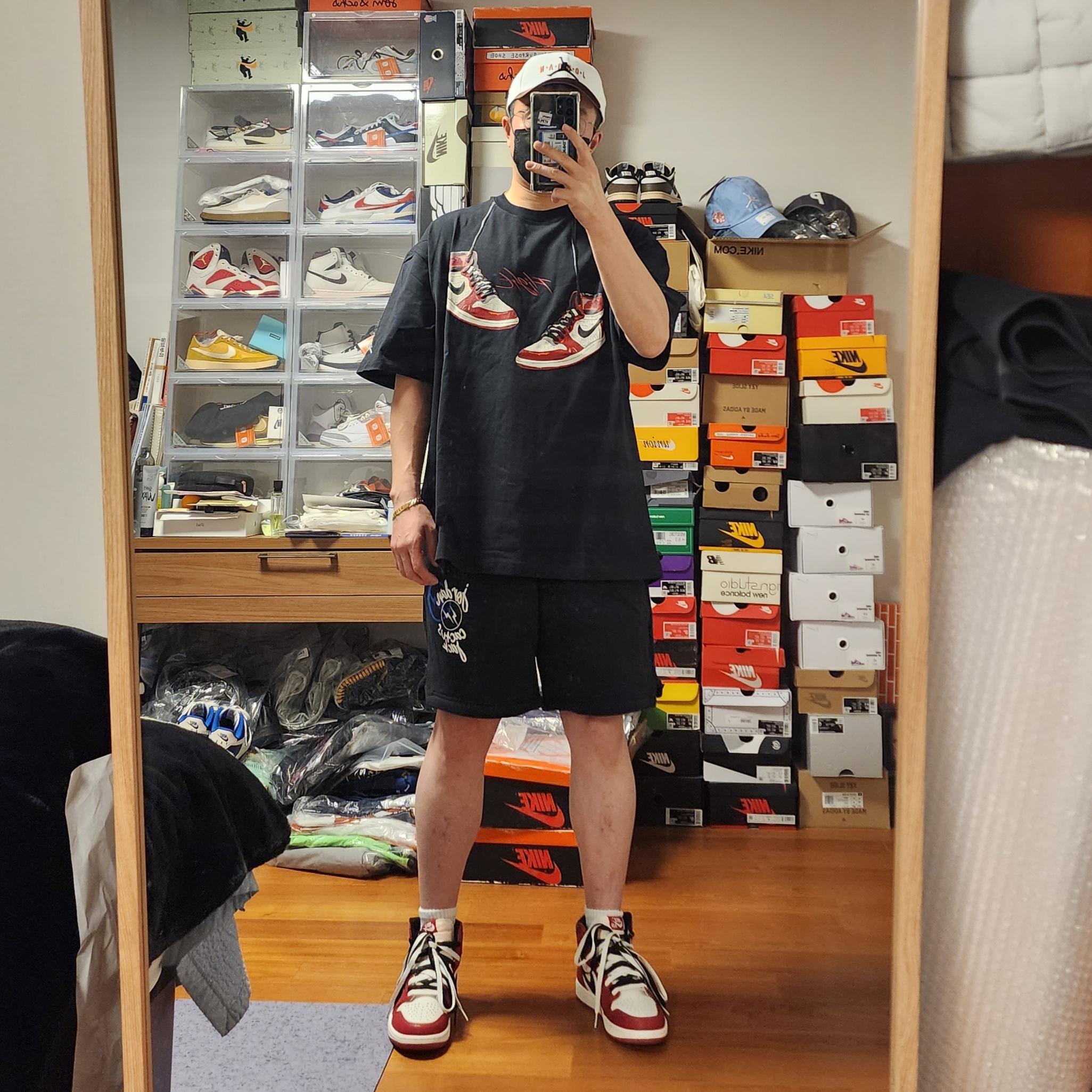 Jordan x Eastside Golf L91 Cap White, Jordan x Travis Scott x Fragment Shorts Black (DJ0617-010) 착용 스타일 - 2