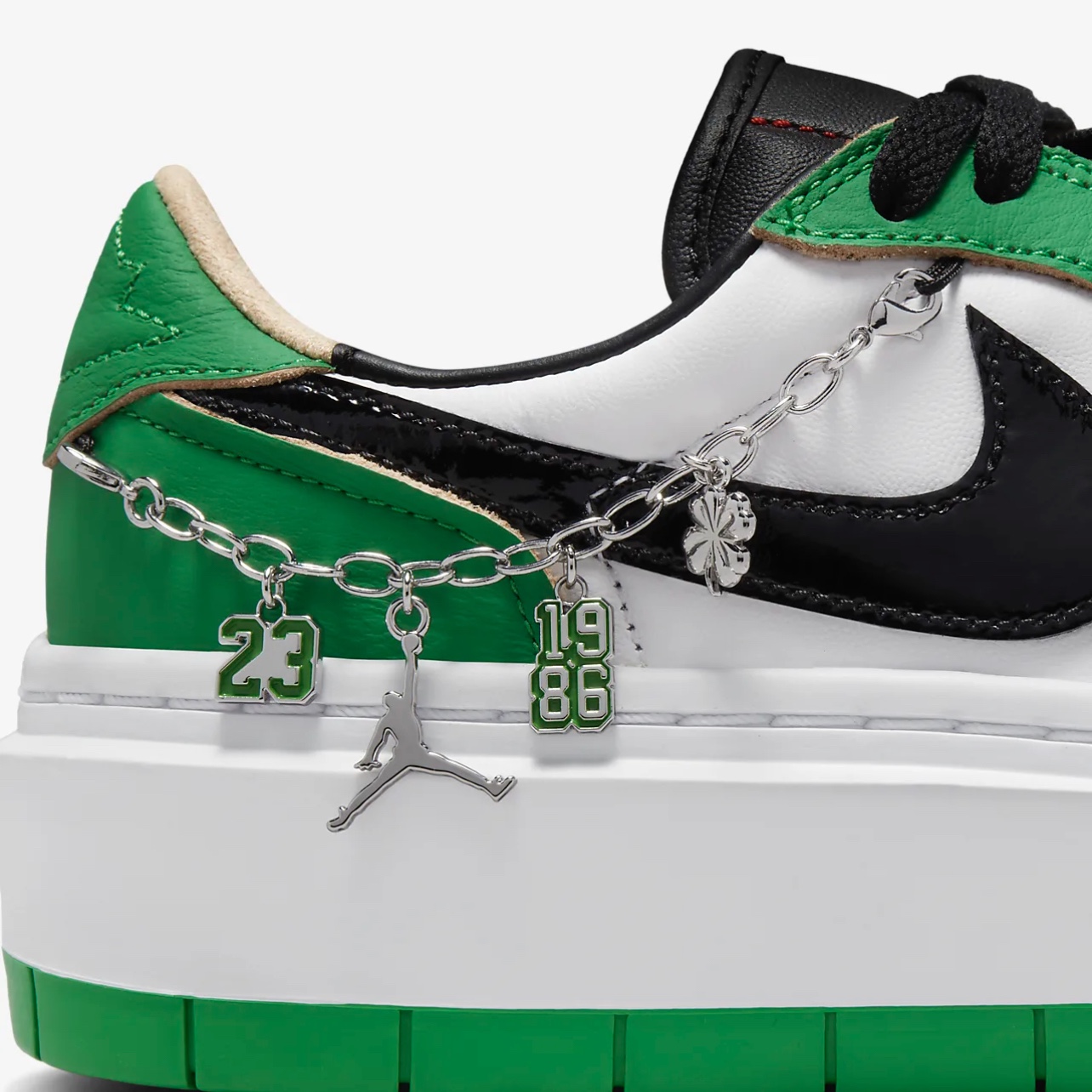 (W) Jordan 1 Elevate Low SE Lucky Green 착용 스타일 - 1