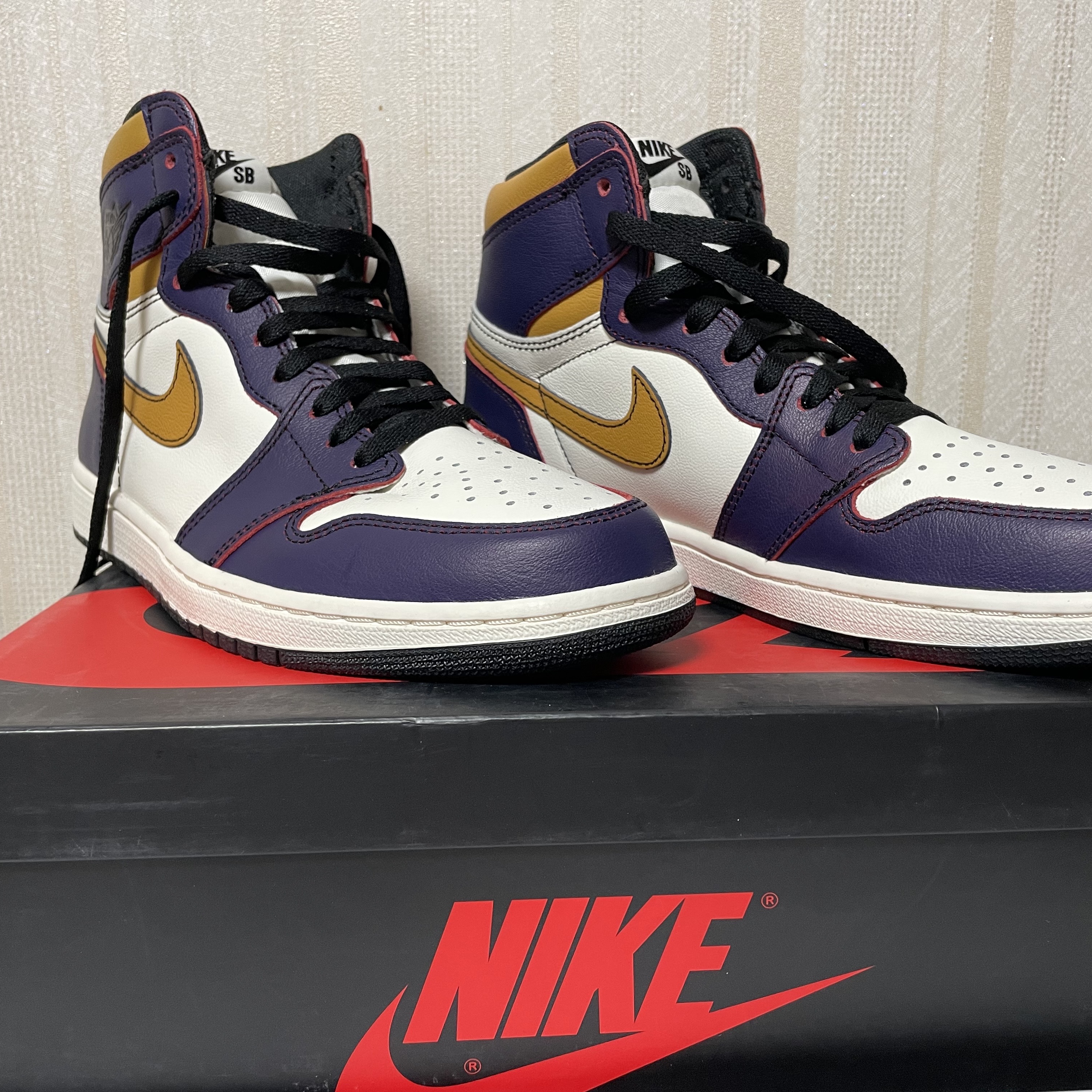 Jordan 1 Retro High OG Defiant SB LA to Chicago 착용 스타일
