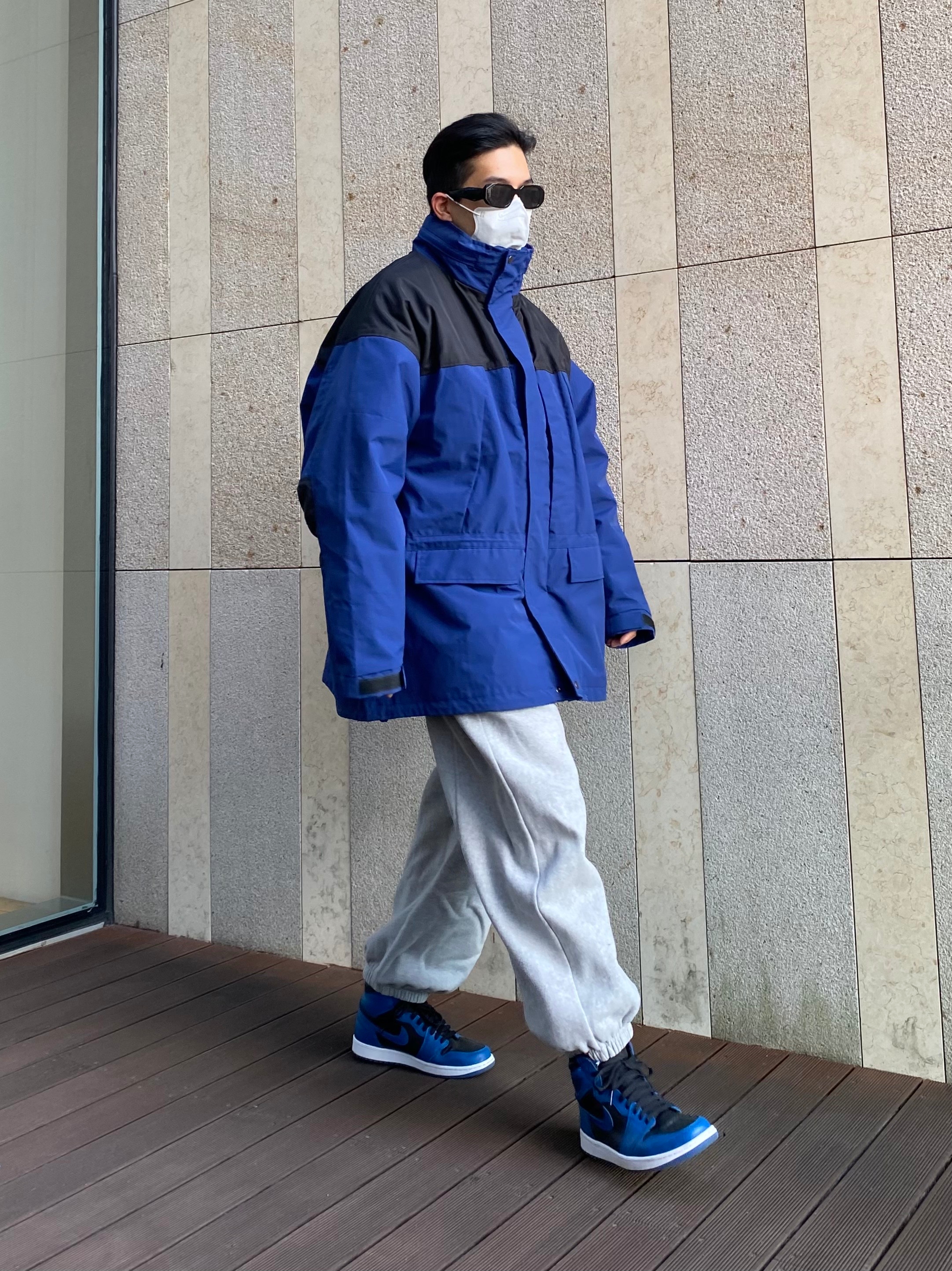 Jordan 1 Retro High OG Dark Marina Blue 착용 스타일 - 1