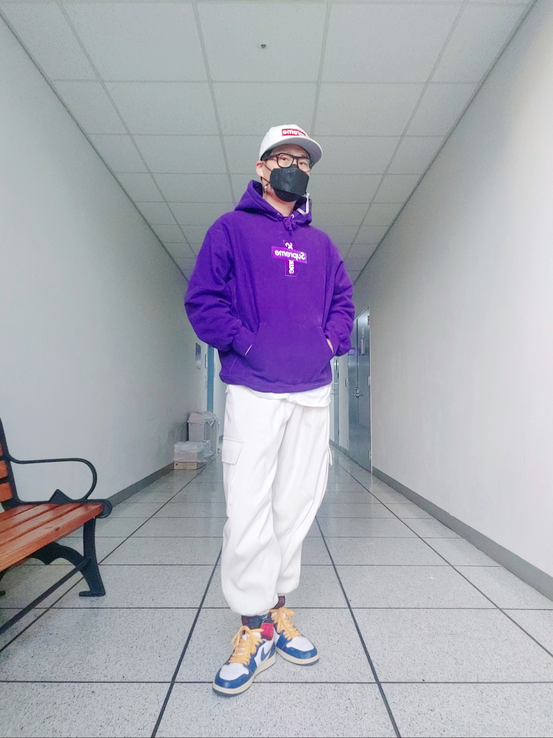 Supreme Money Box Logo New Era White - 22FW, Supreme Cross Box Logo Hooded Sweatshirt Purple - 20FW 착용 스타일