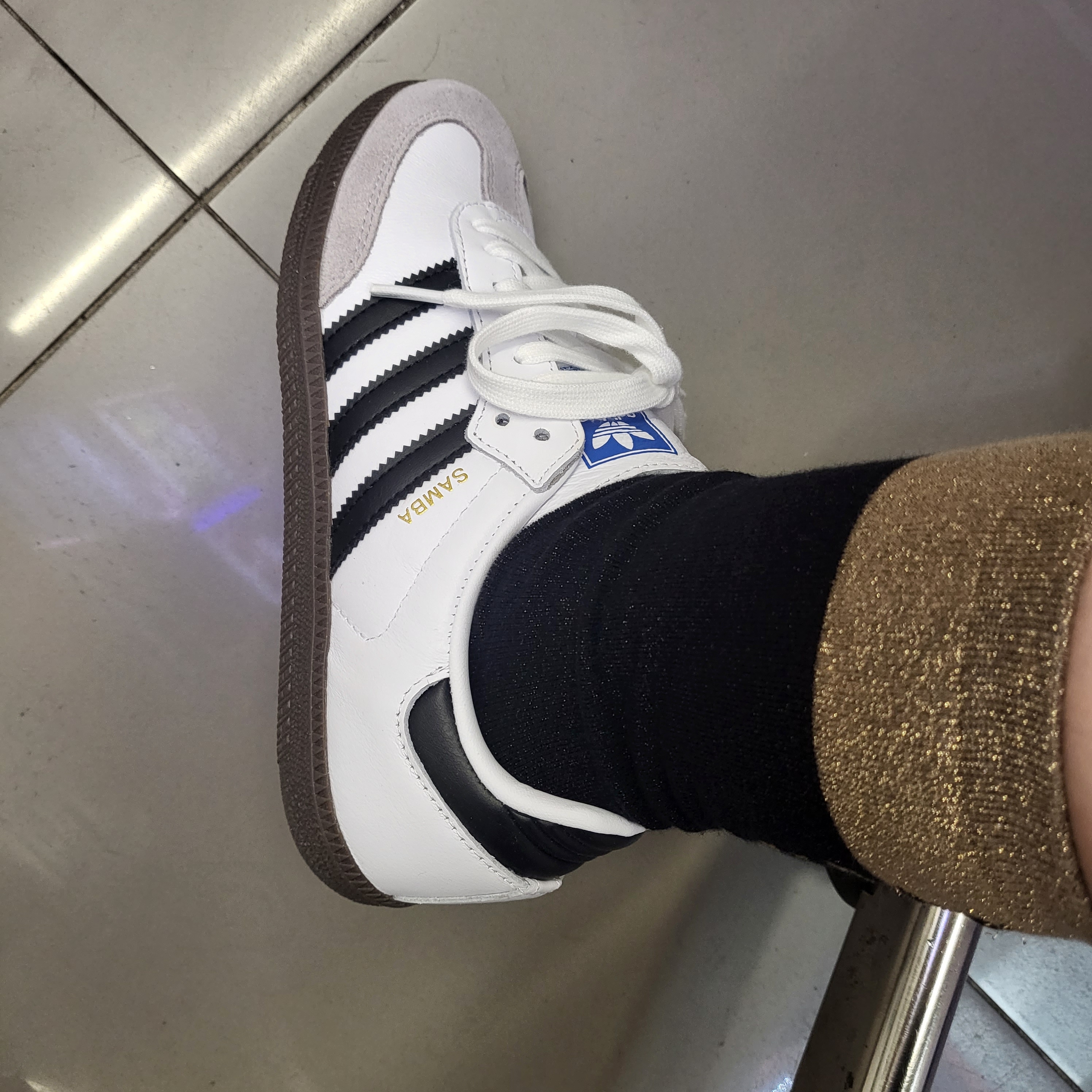 Adidas Samba OG Cloud White 착용 스타일 - 3