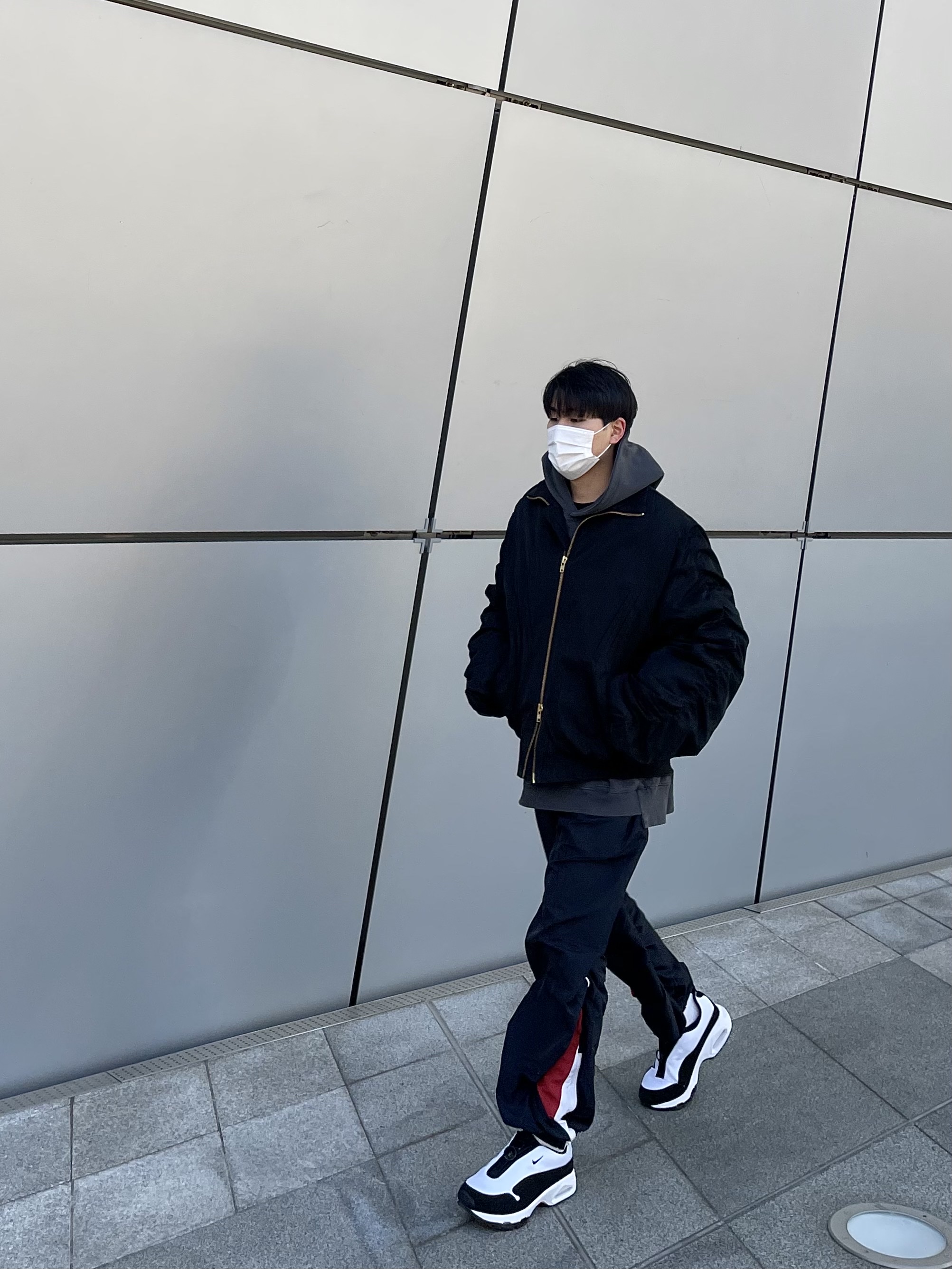 Nike x Comme des Garcons Homme Plus Air Max Sunder SP White Black 착용 스타일 - 1