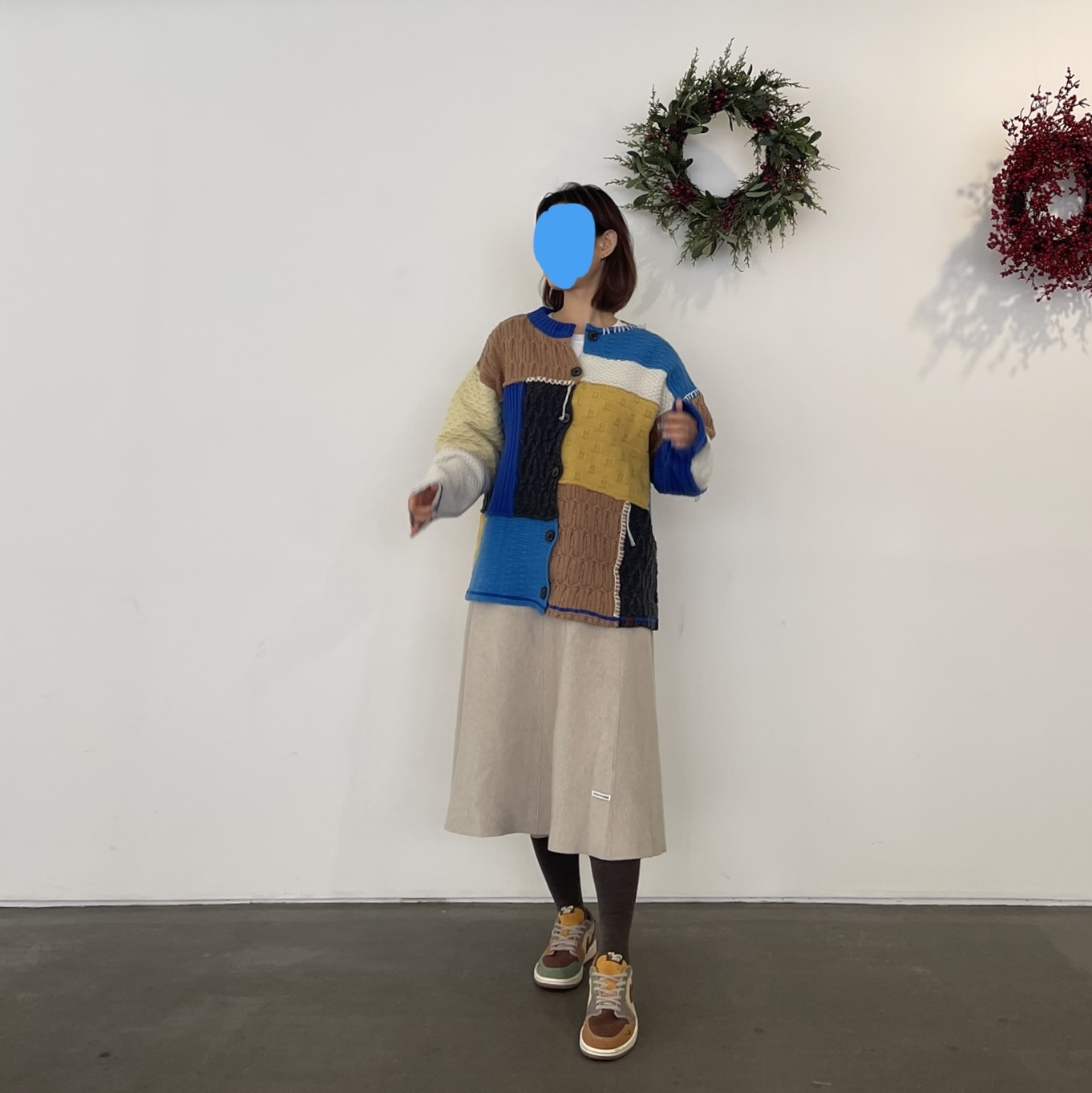 Zara x Ader Error Patchwork Oversize Knit Cardigan Multicolor, Jordan 1 x Zion Williamson Retro Low OG Flax and Oil Green 착용 스타일 - 1