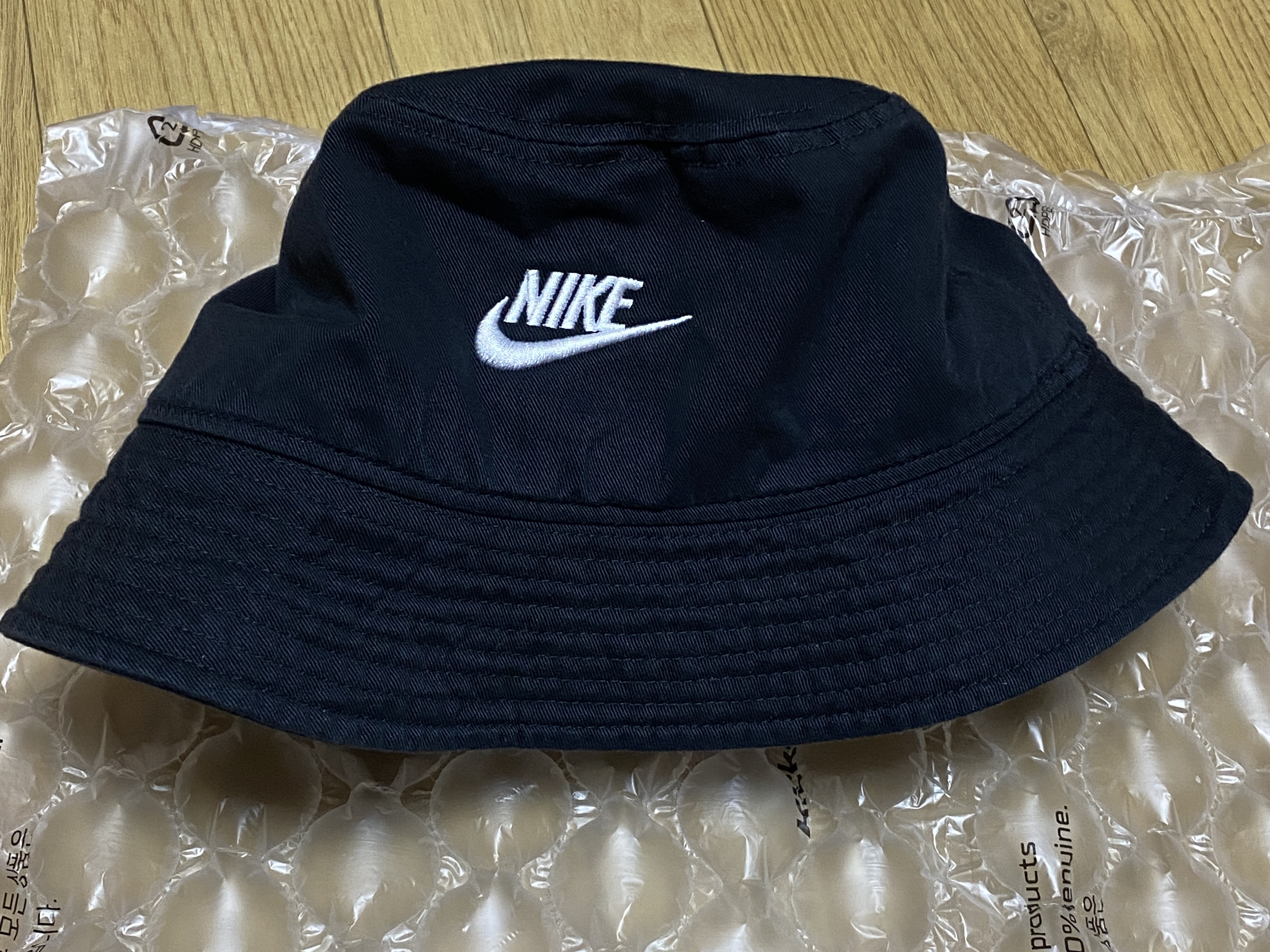Nike Futura Washed Bucket Hat Black 착용 스타일