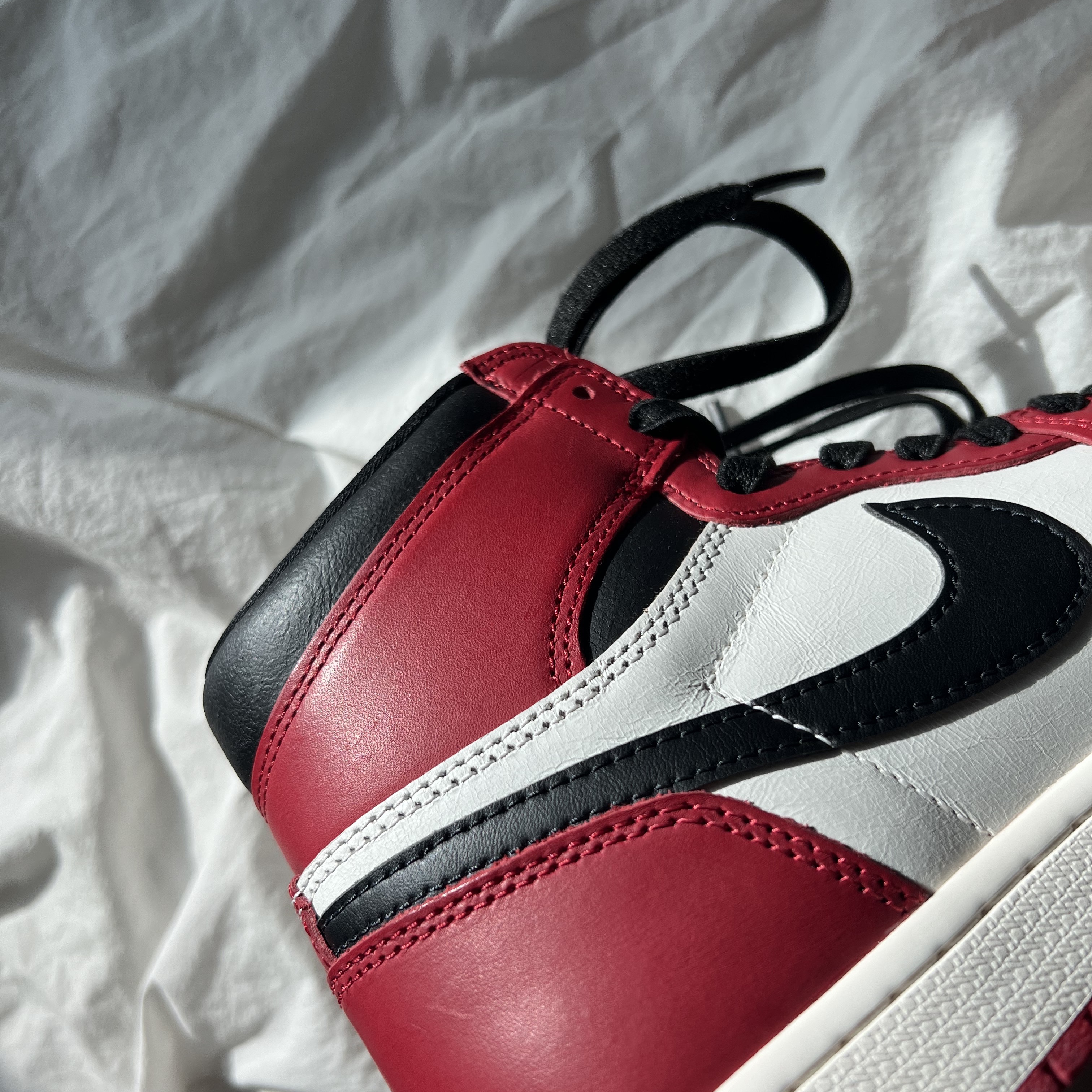 Jordan 1 Retro High OG Chicago 2022 착용 스타일 - 3