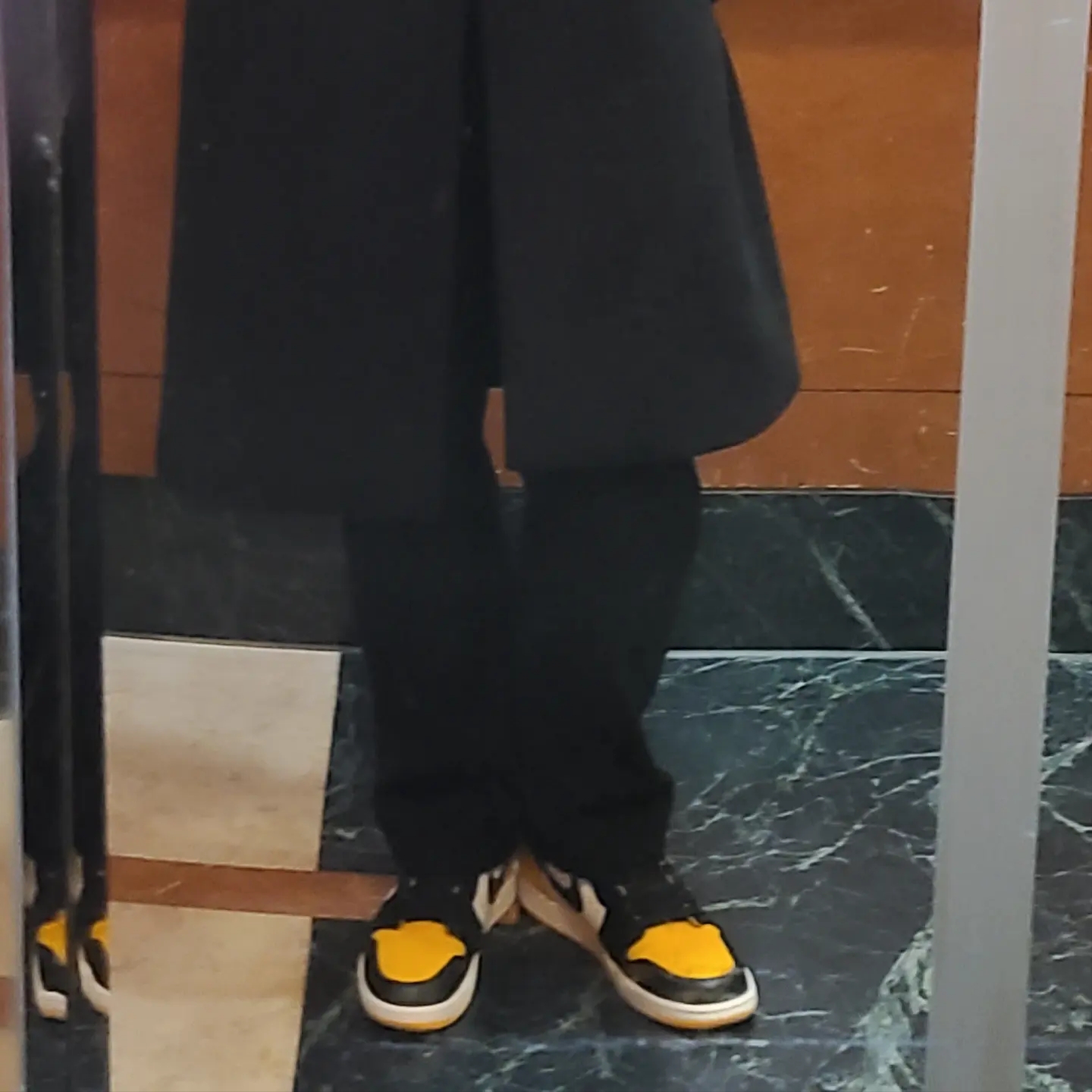 Jordan 1 Retro High OG Taxi 착용 스타일 - 2