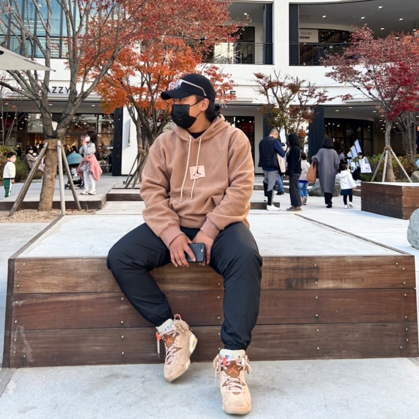 Jordan 6 x Travis Scott Retro SP British Khaki, Supreme x Nike ACG Denim 6-Panel Black - 22FW 착용 스타일 - 2