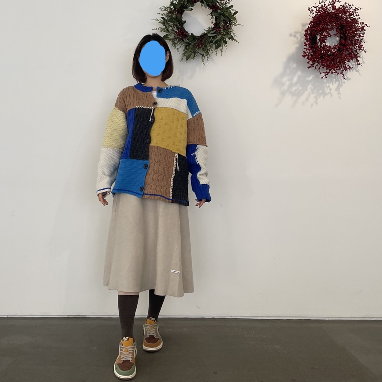 Zara x Ader Error Patchwork Oversize Knit Cardigan Multicolor, Jordan 1 x Zion Williamson Retro Low OG Flax and Oil Green 착용 스타일 - 4