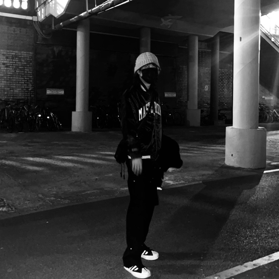 Y-3 Yohji Star Black White 착용 스타일 - 1