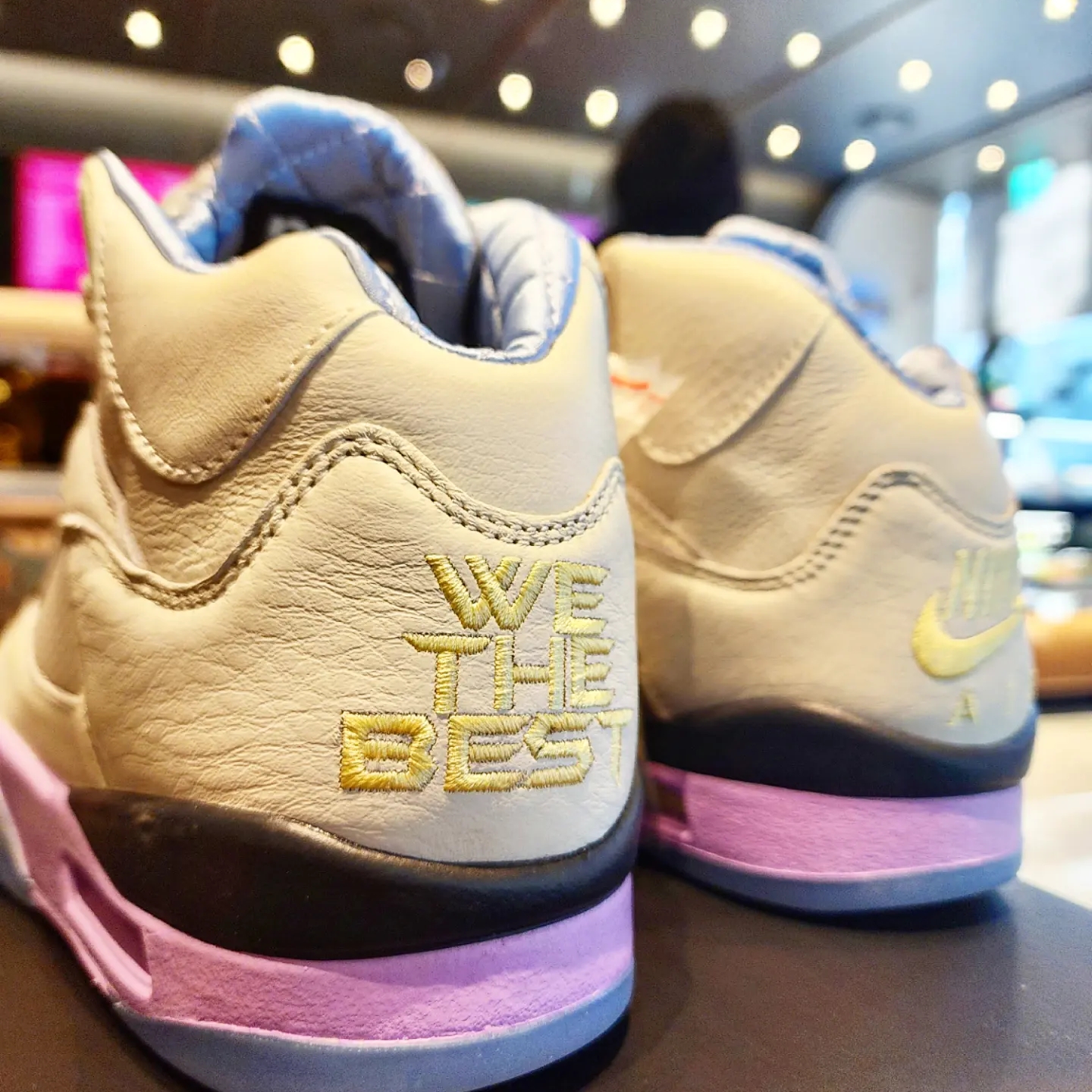 Jordan 5 x DJ Khaled Retro SP Sail Washed Yellow 착용 스타일 - 1