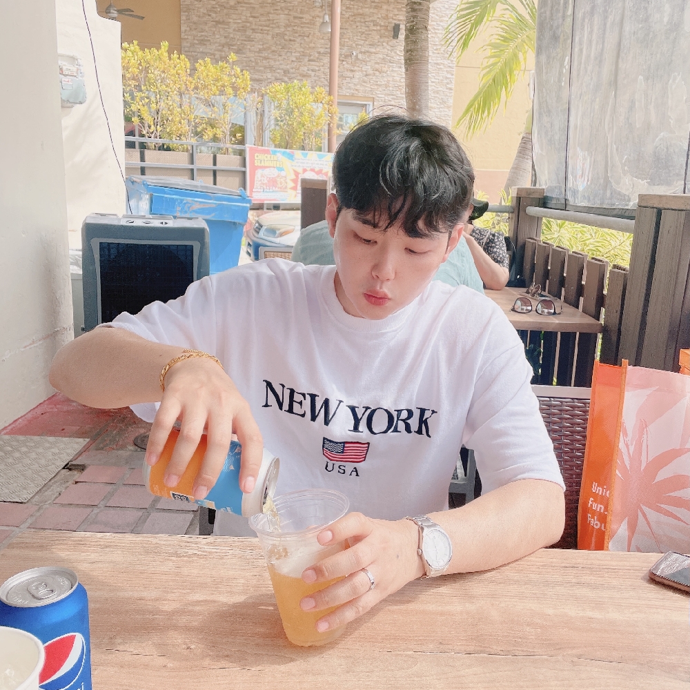 KREAM 프로필 이미지