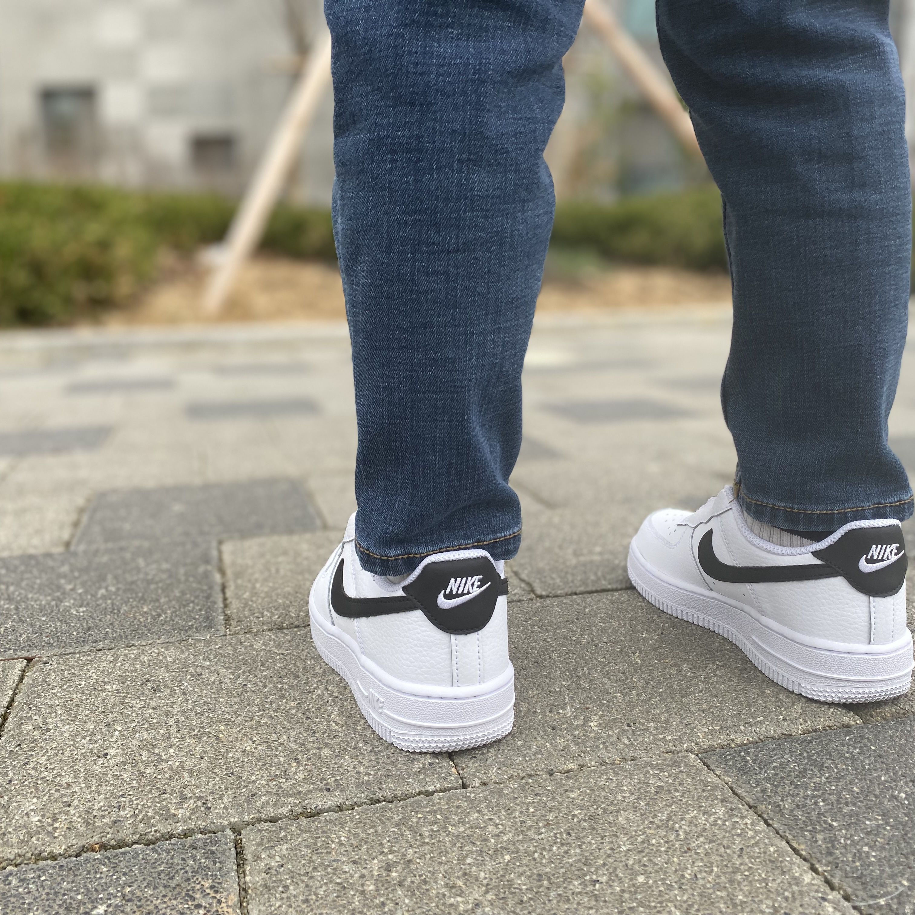 (PS) Nike Force 1 Toggle White Black 착용 스타일 - 4