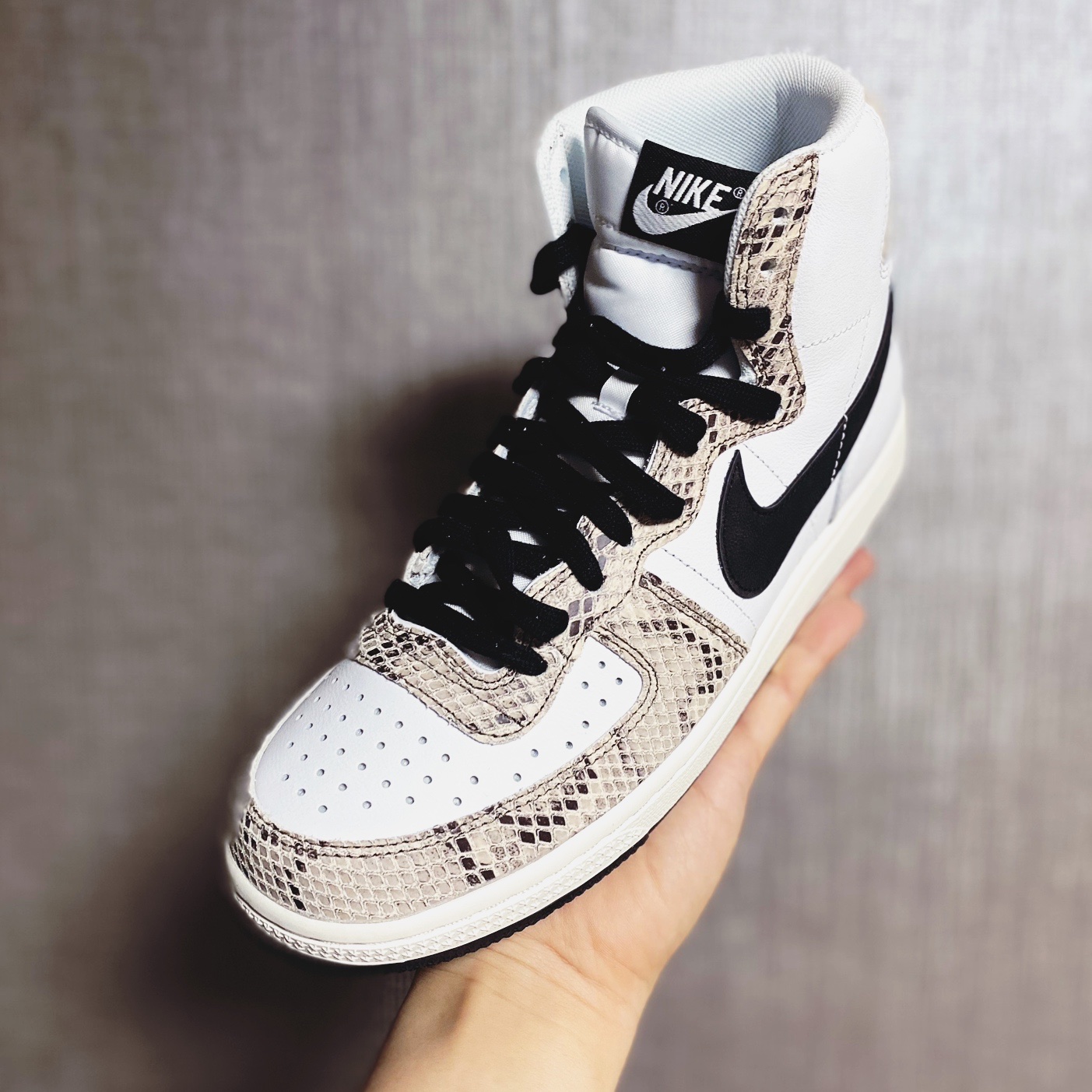 Nike Terminator High Cocoa Snake 착용 스타일 - 3