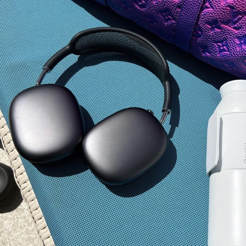 Apple AirPods Max Lightning Space Gray (Korean Ver.) 착용 스타일