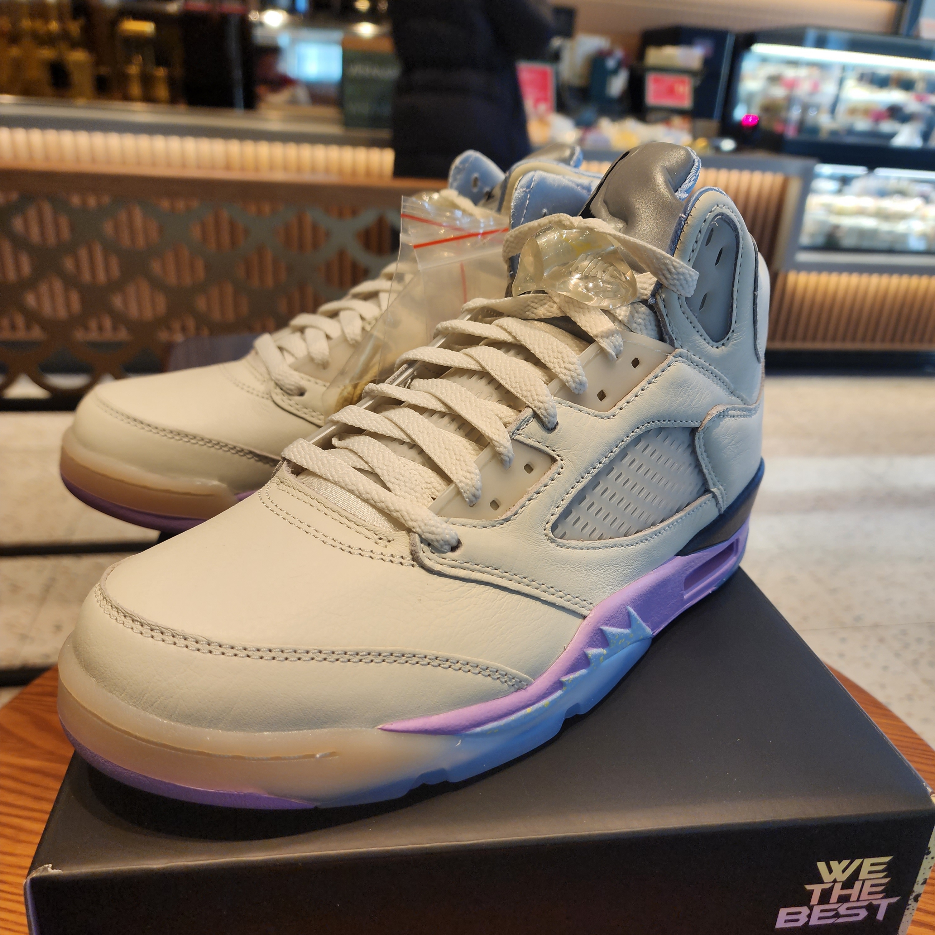Jordan 5 x DJ Khaled Retro SP Sail Washed Yellow 착용 스타일 - 3